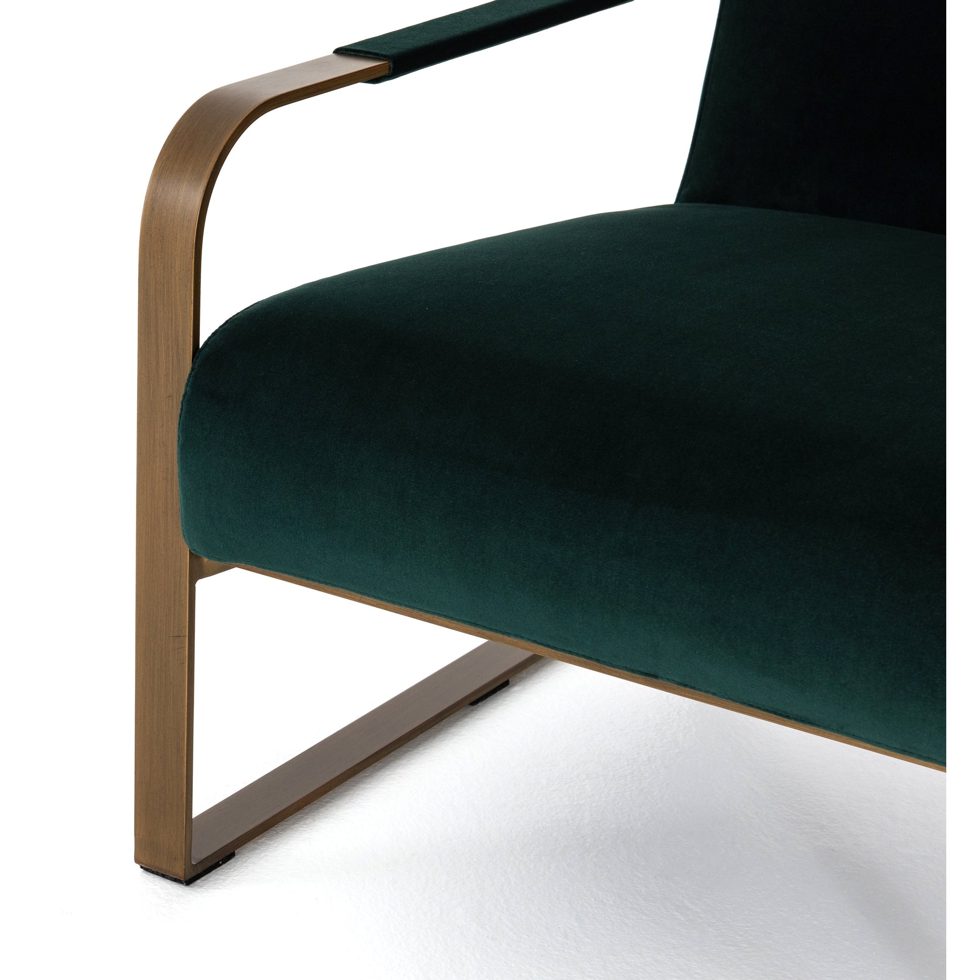 Jules Chair by Four Hands in stnwsh print ecru, antique brs and stonewash print ecru. Made from 100% flax, linen, iron, 100% polyester in a modern style.