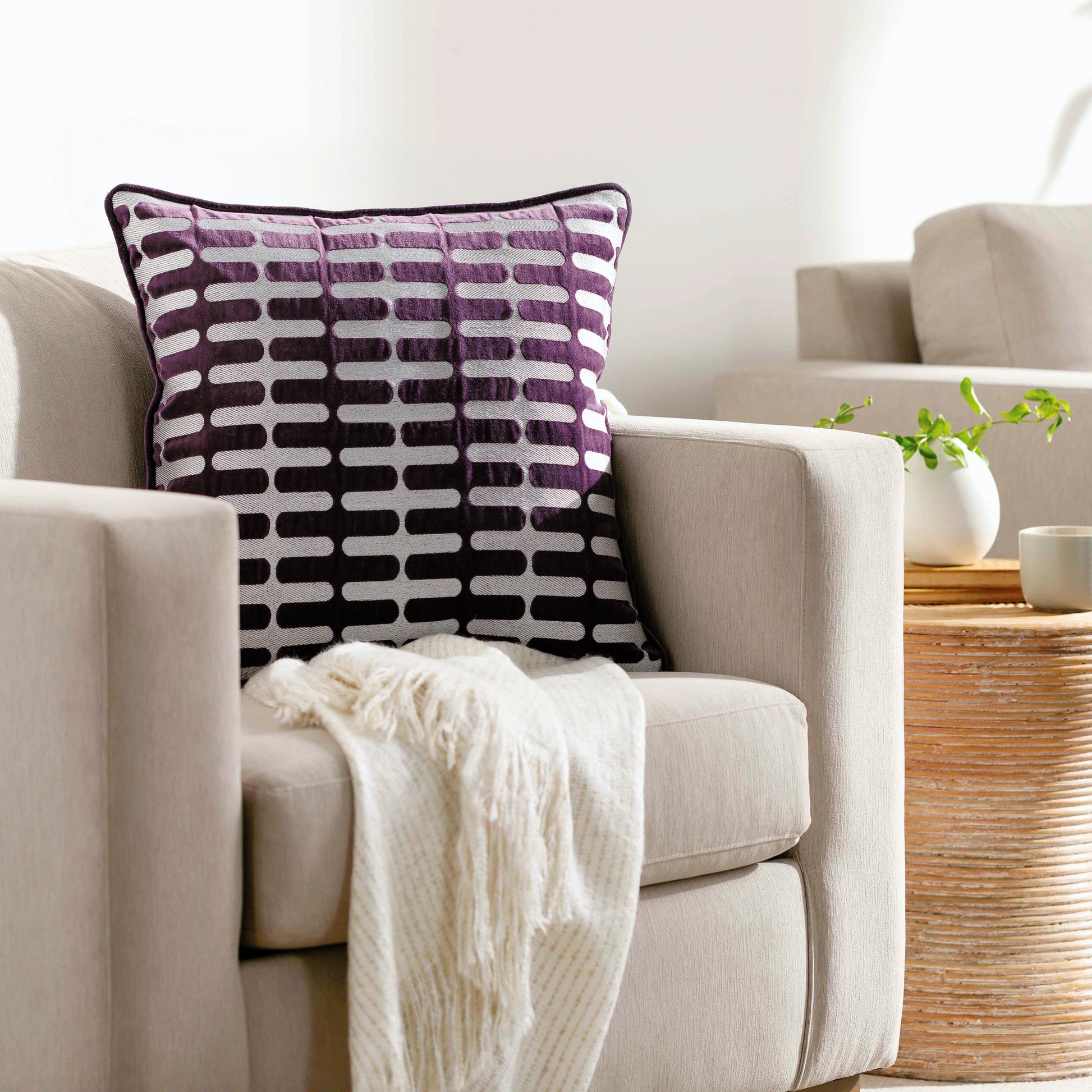 Connecticut Pillow - 485978 by Surya. Made from front: 100% cotton, back: 100% cotton in a modern style.