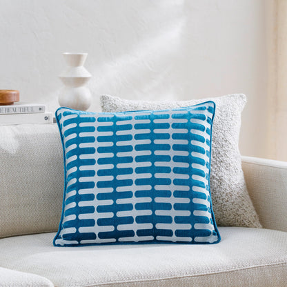 Connecticut Pillow - 485978 by Surya. Made from front: 100% cotton, back: 100% cotton in a modern style.