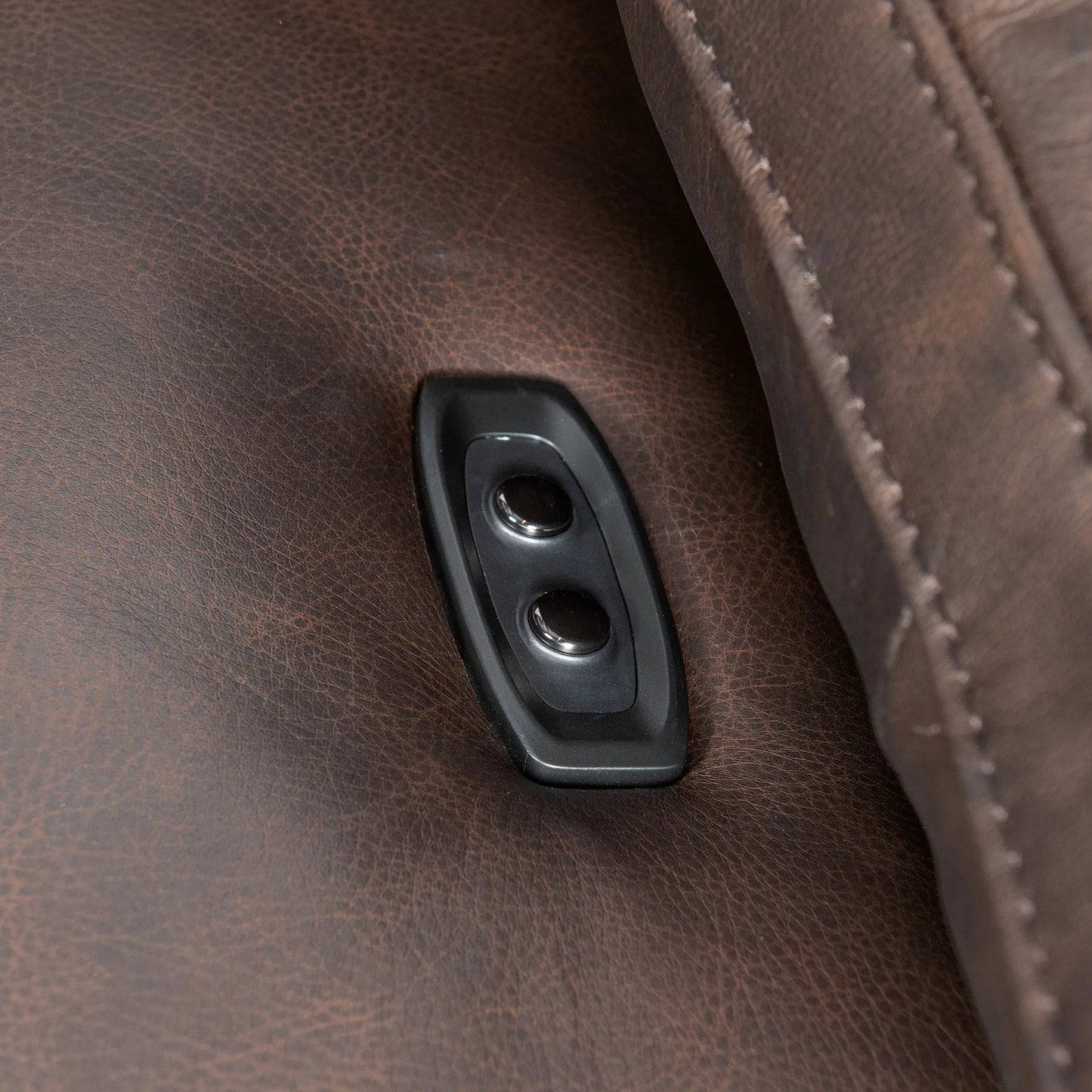 011 SI-2458636 | Closeup | Jericho Power Sofa with Power Headrest by Hooker Furniture in dark wood. Made from leather in a traditional style.