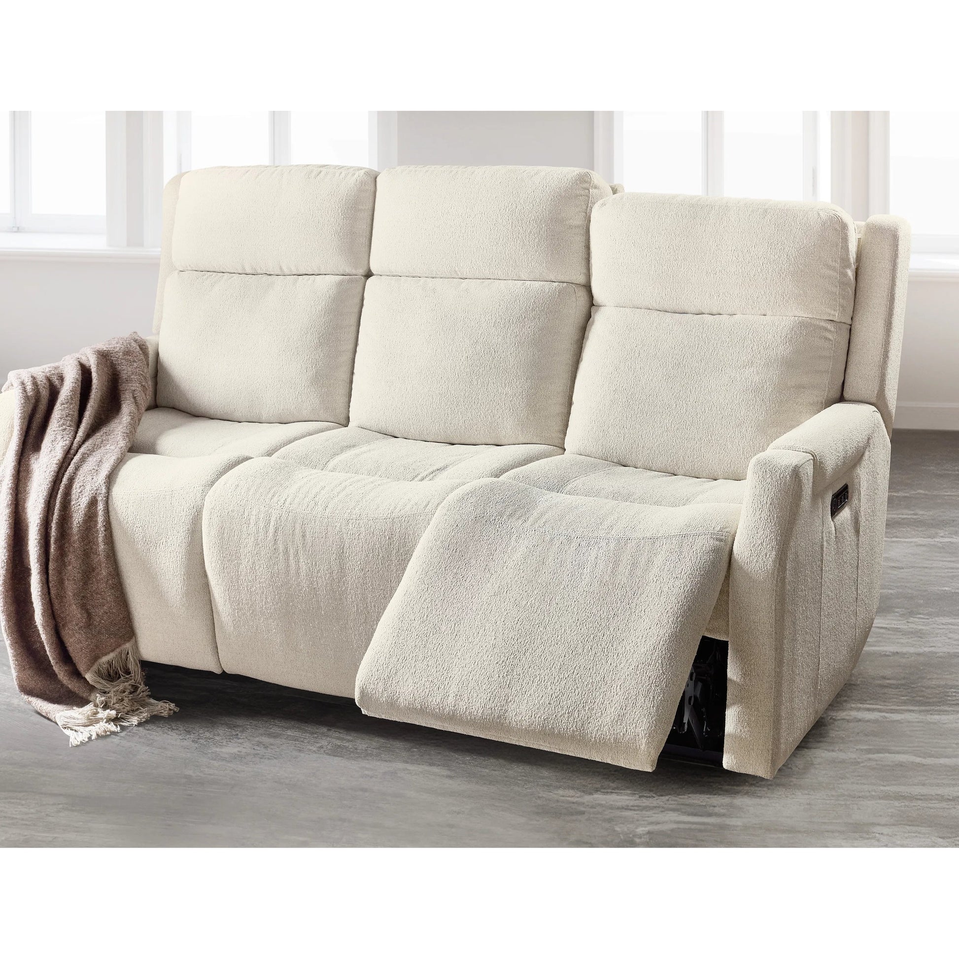 Nelson Zero Gravity Power Sofa with Power Headrest and Lumbar by Hooker Furniture. Made from unique in a traditional style.