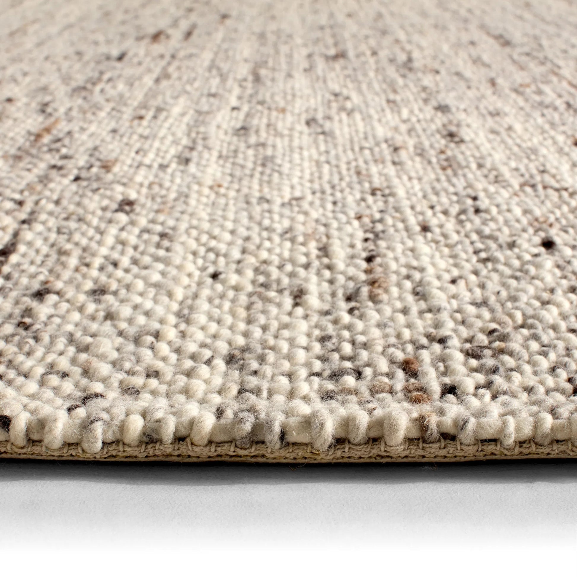 Cambridge CMB02 Rug by Jaipur Living in gray, ivory, white. Made from 100% wool in a unique style.