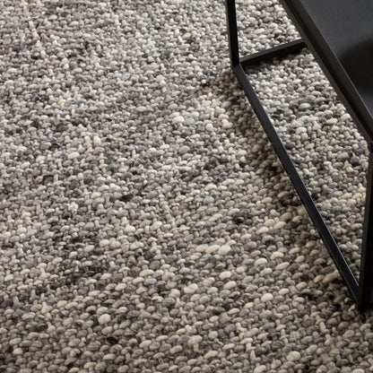 Cambridge CMB07 Rug by Jaipur Living in gray. Made from 100% wool in a unique style.