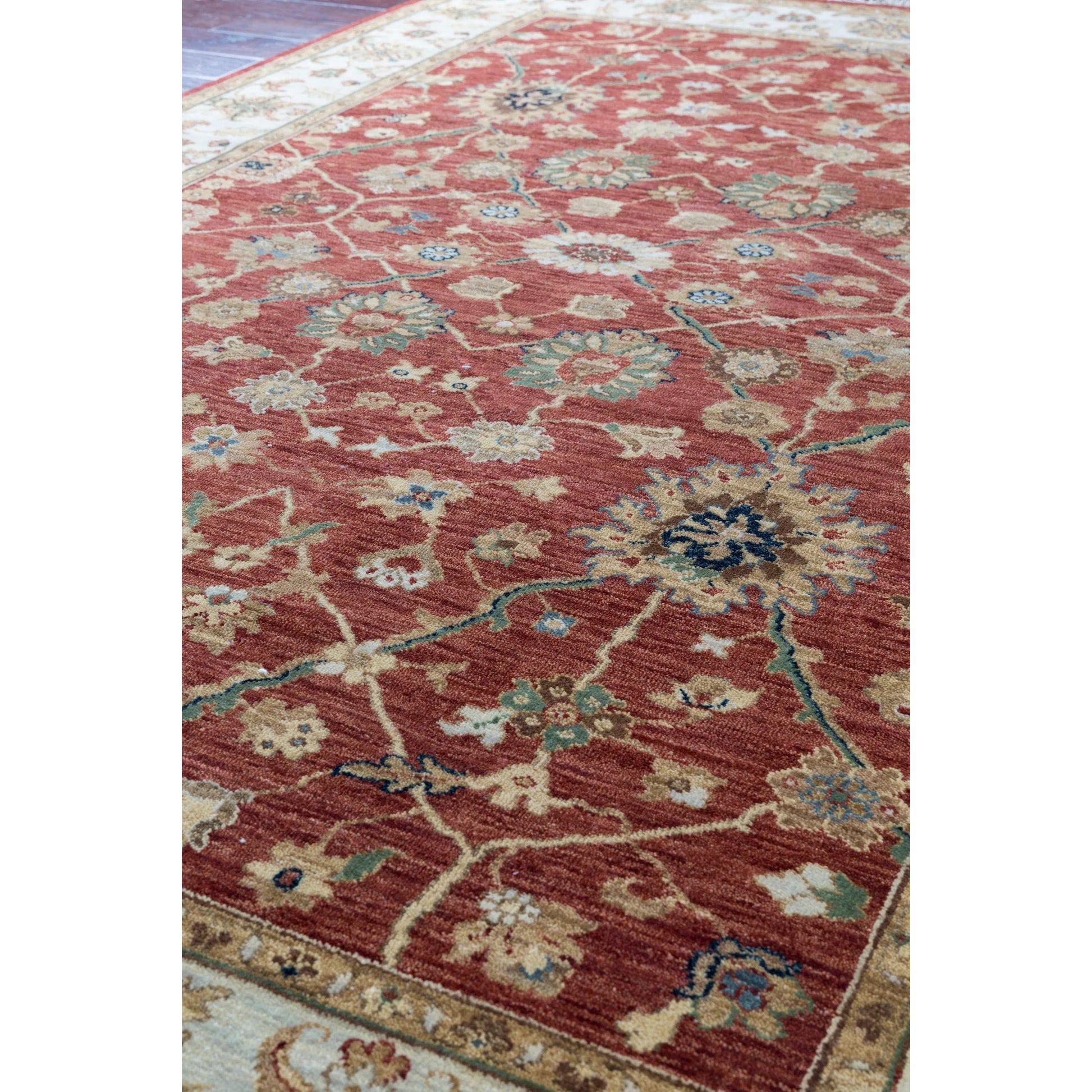 Cambridge Rug - 510 by Surya. Made from 100% new zealand wool in a unique style.