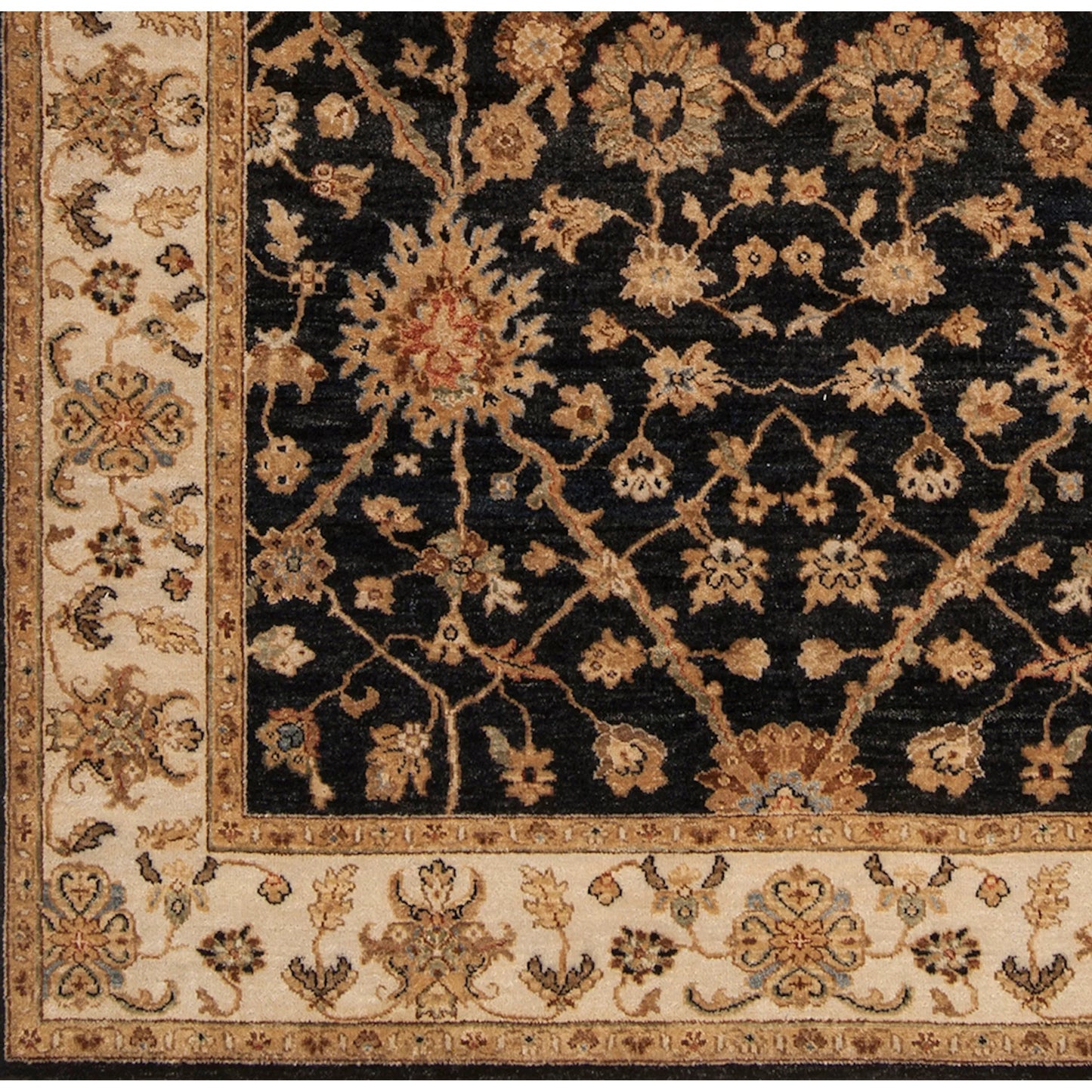 005 33845-16369 | Closeup | Cambridge Rug - 510 by Surya. Made from 100% new zealand wool in a unique style.