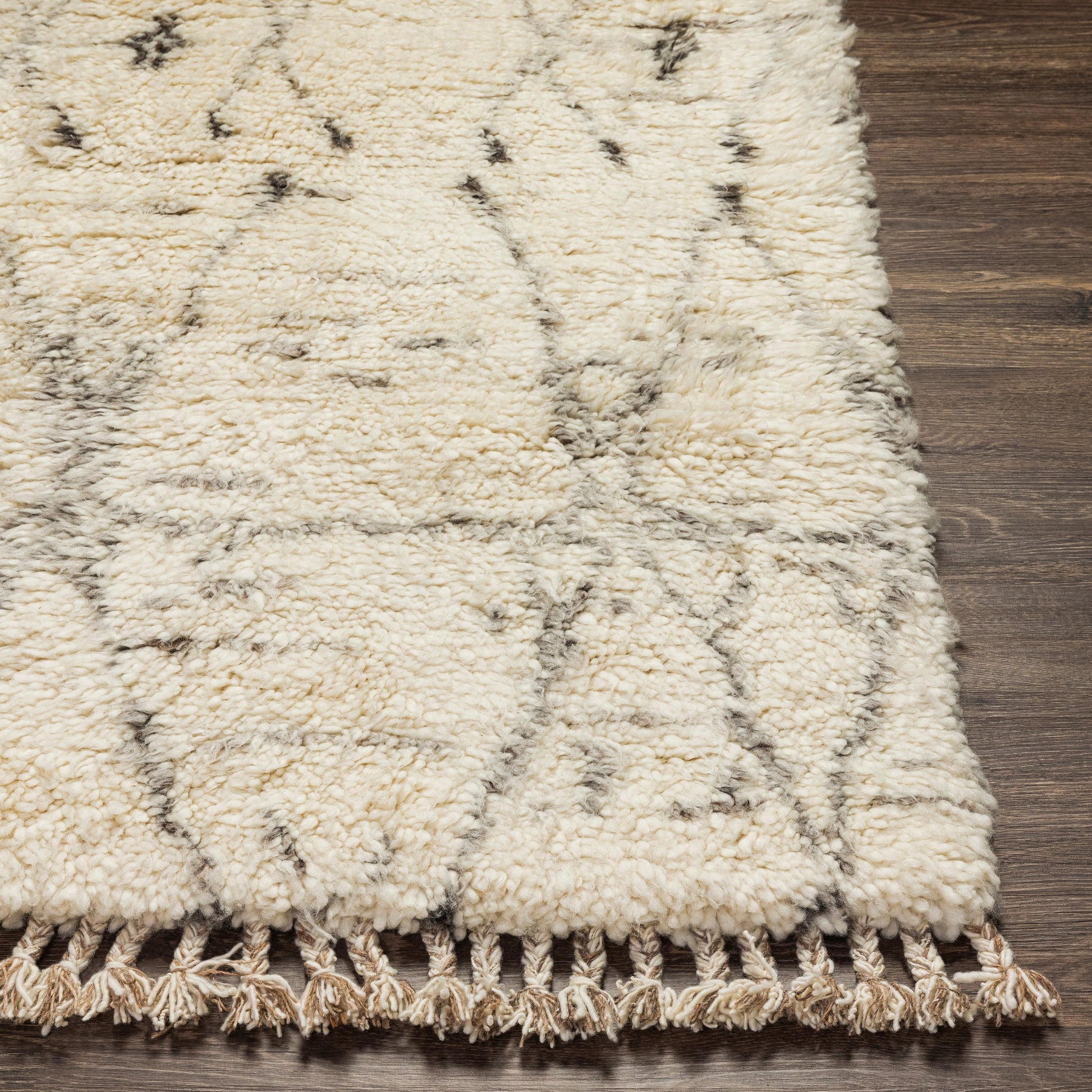 Camille Rug - 27014 by Surya in cream, medium gray, black. Made from unique in a unique style.