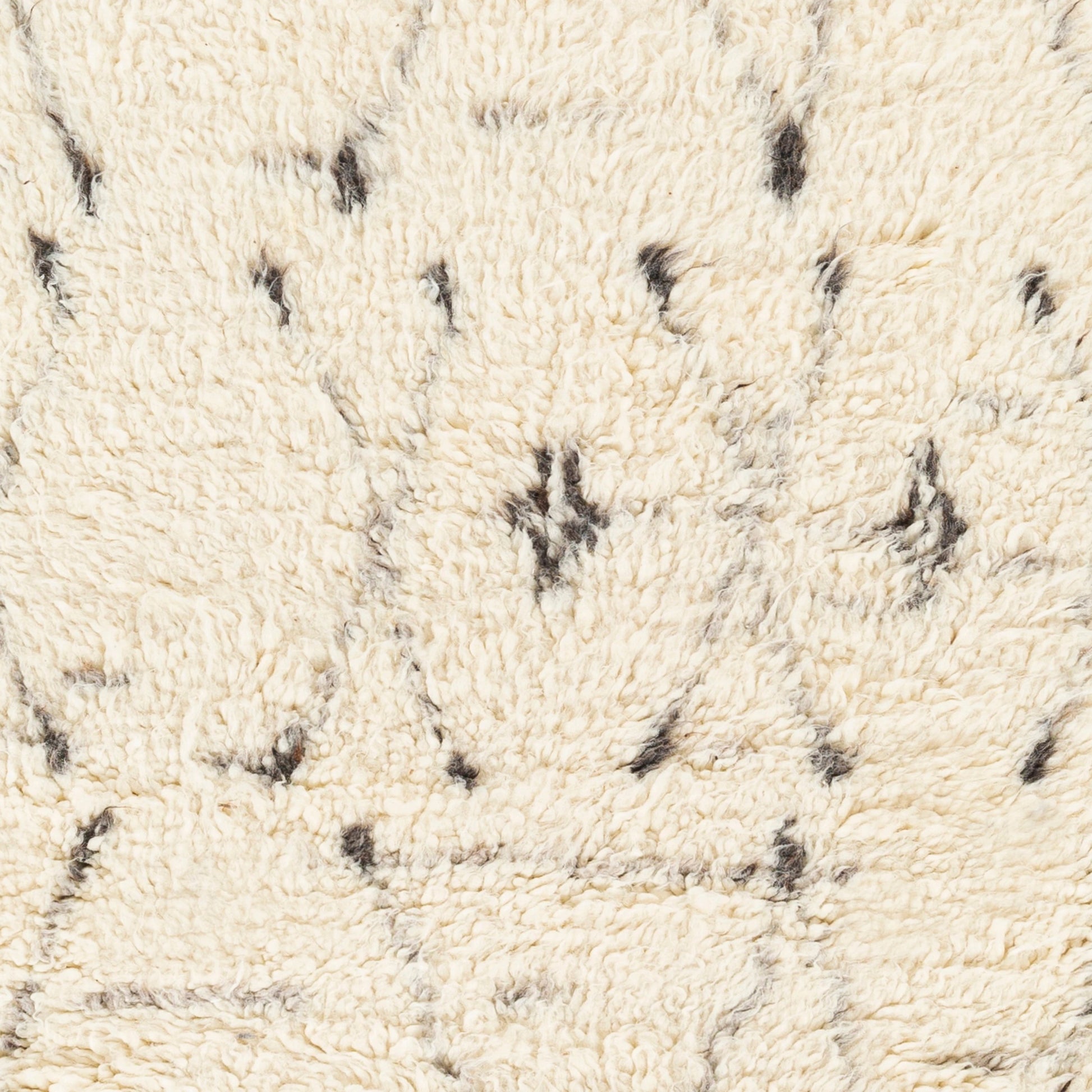 Camille Rug - 27014 by Surya in cream, medium gray, black. Made from unique in a unique style.