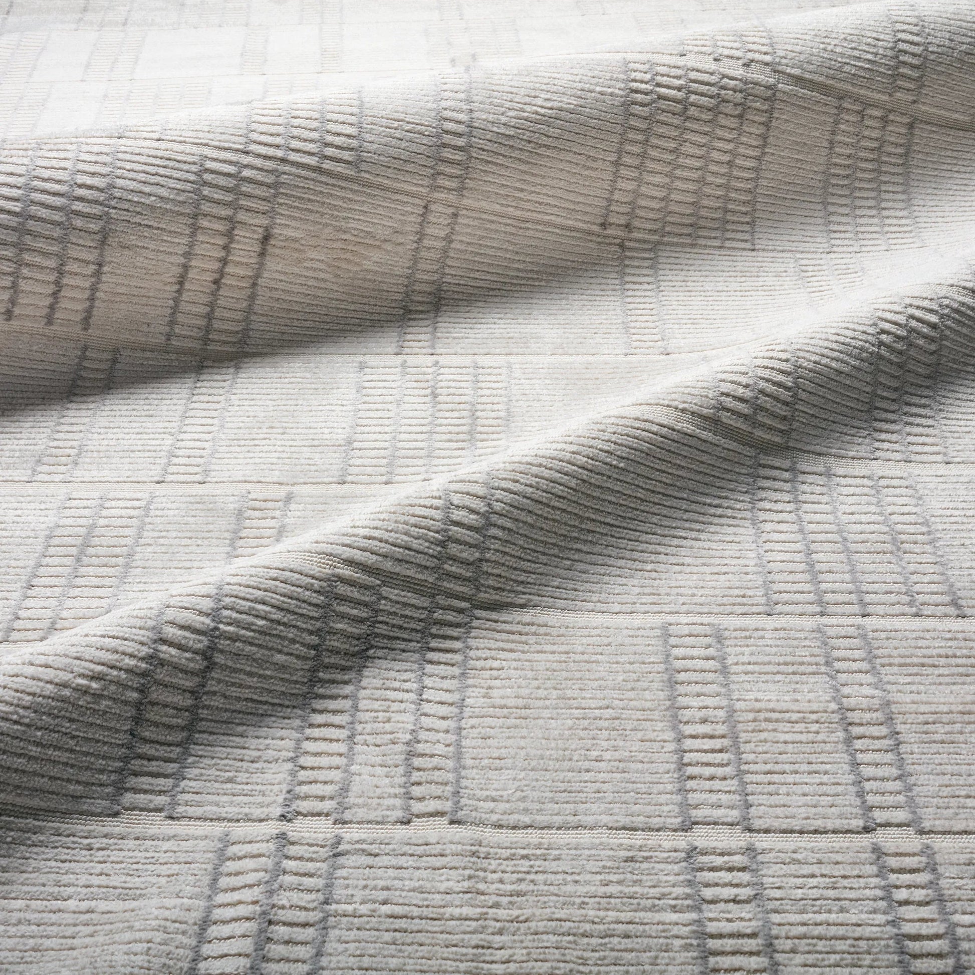 Composure CMP01 Rug by Jaipur Living in ivory, gray. Made from 100% polyester in a unique style.