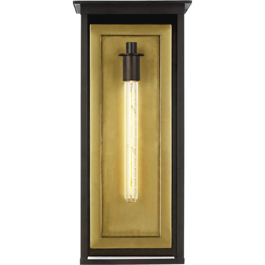 Freeport Extra Large Outdoor Wall Lantern by Visual Comfort & Co. in heritage copper. Made from stainless steel in a unique style.