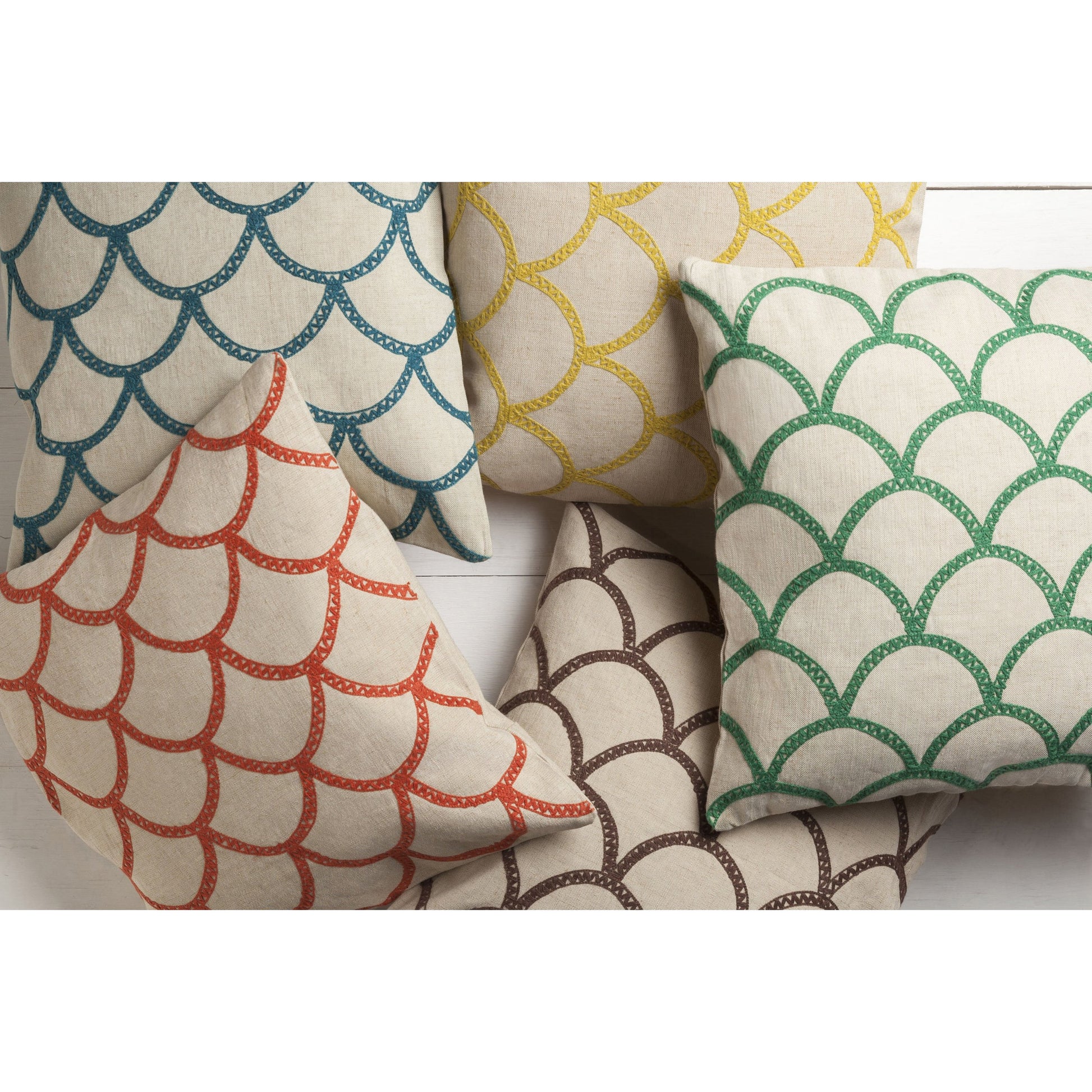 Meadow Pillow - 5854 by Surya. Made from 60% linen, 40% cotton in a modern style.