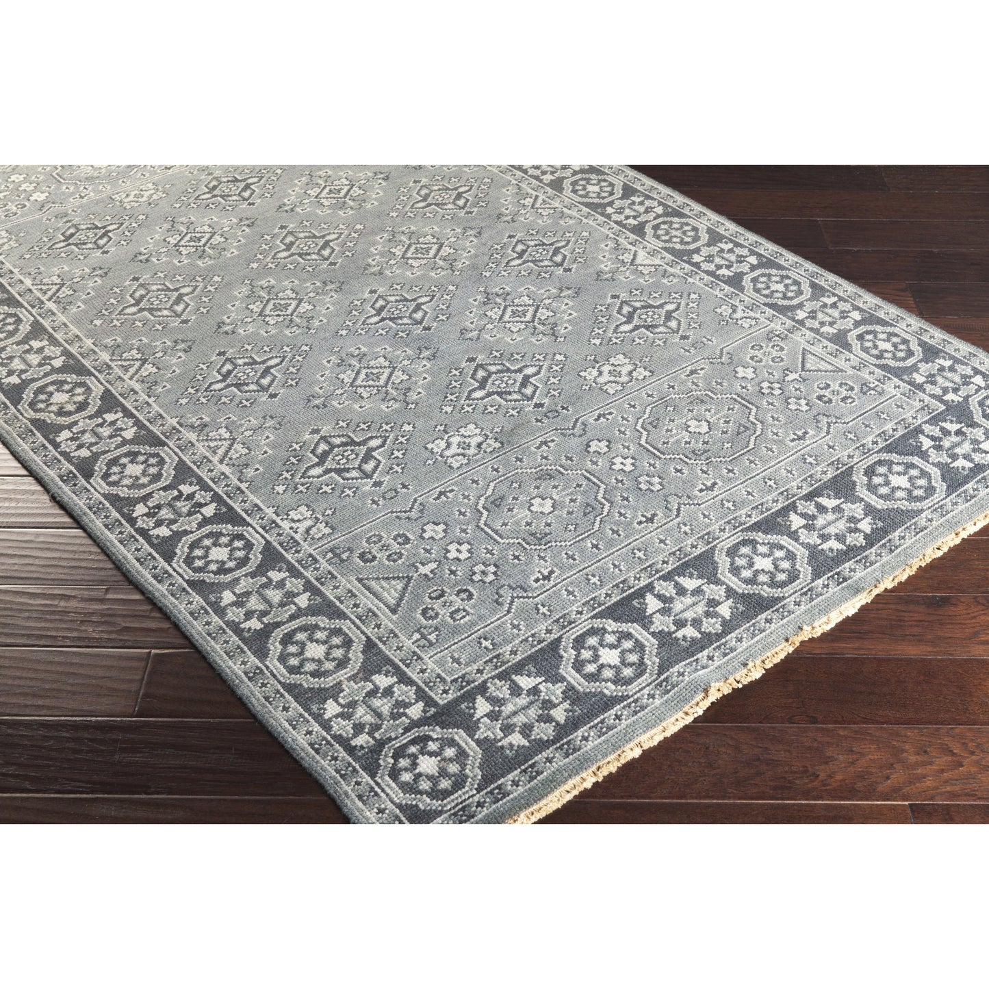 008 54313-22657,54313-22658,54313-22659 | Closeup | Cappadocia CPP-5012 Rug by Surya in deep teal, ink blue, ice blue. Made from 100% wool in a unique style.