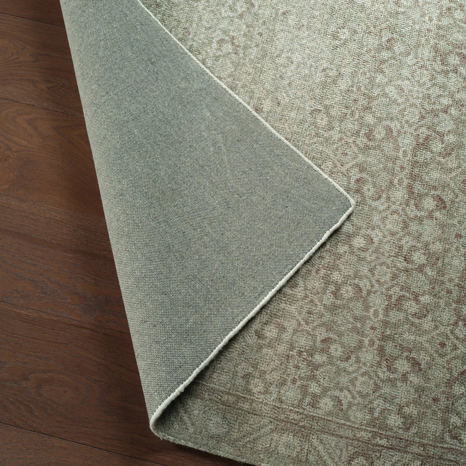 Casen CSN08 Rug by Jaipur Living in green. Made from 100% pet yarn in a unique style.
