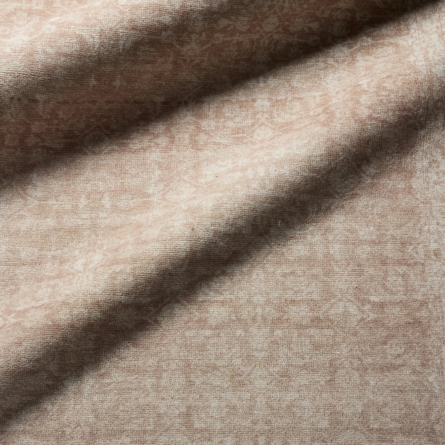 005 SI-2542745,SI-2542746,SI-2542747,SI-2542748,SI-2542749,SI-2542750,SI-2542751 | Closeup | Casen CSN09 Rug by Jaipur Living in tan, beige, pink. Made from 100% pet yarn in a unique style.