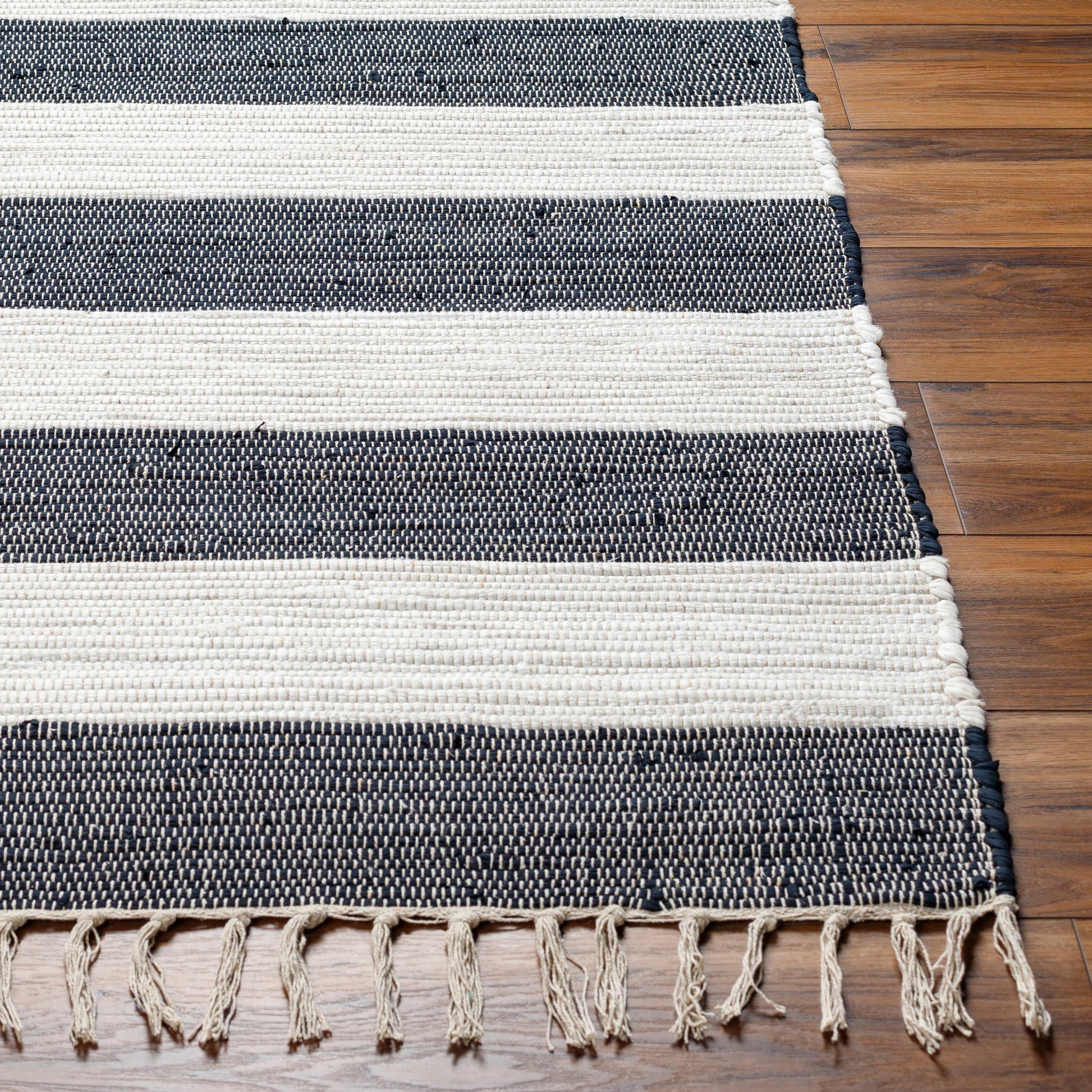 Cotone CTE-2300 Rug by Livabliss. Made from main: 100% recycled fabric in a unique style.