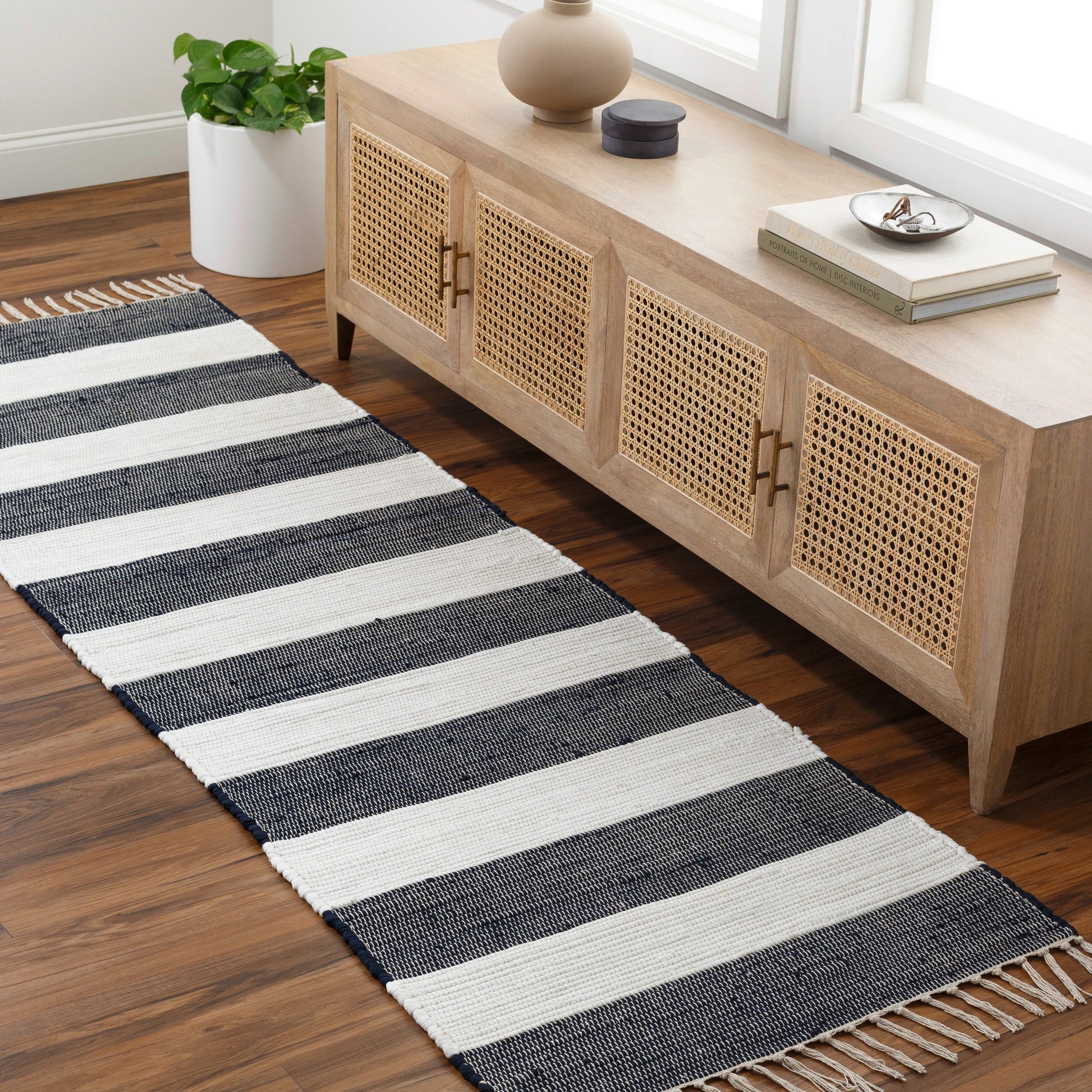 Cotone CTE-2300 Rug by Livabliss. Made from main: 100% recycled fabric in a unique style.