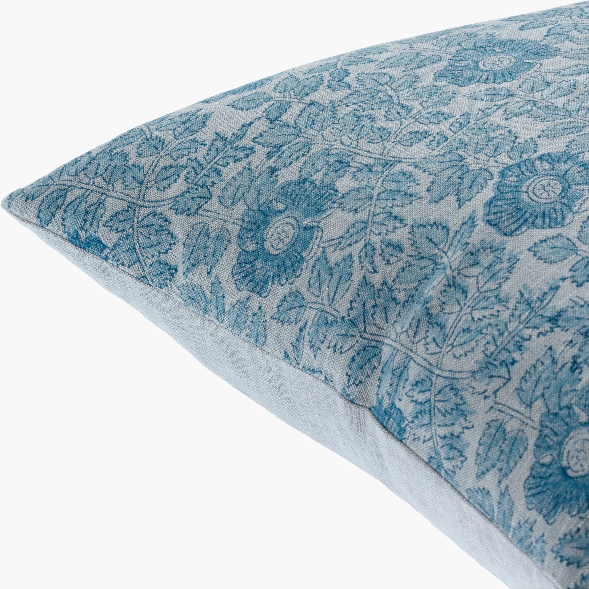 Chateau De Chic Pillow - 516502 by Surya. Made from linen, cotton in a modern style.
