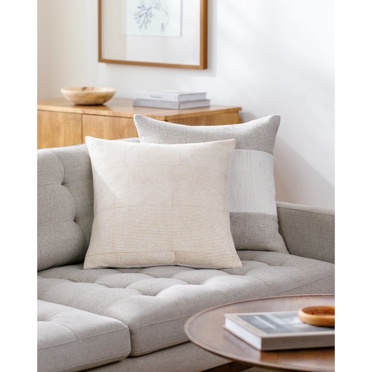 004 SI-2099517,SI-2099518,SI-2099520,SI-2099521,SI-2099523,SI-2099524 | Lifestyle | Chateau De Chic Pillow - 516554 by Surya. Made from linen, cotton in a modern style.