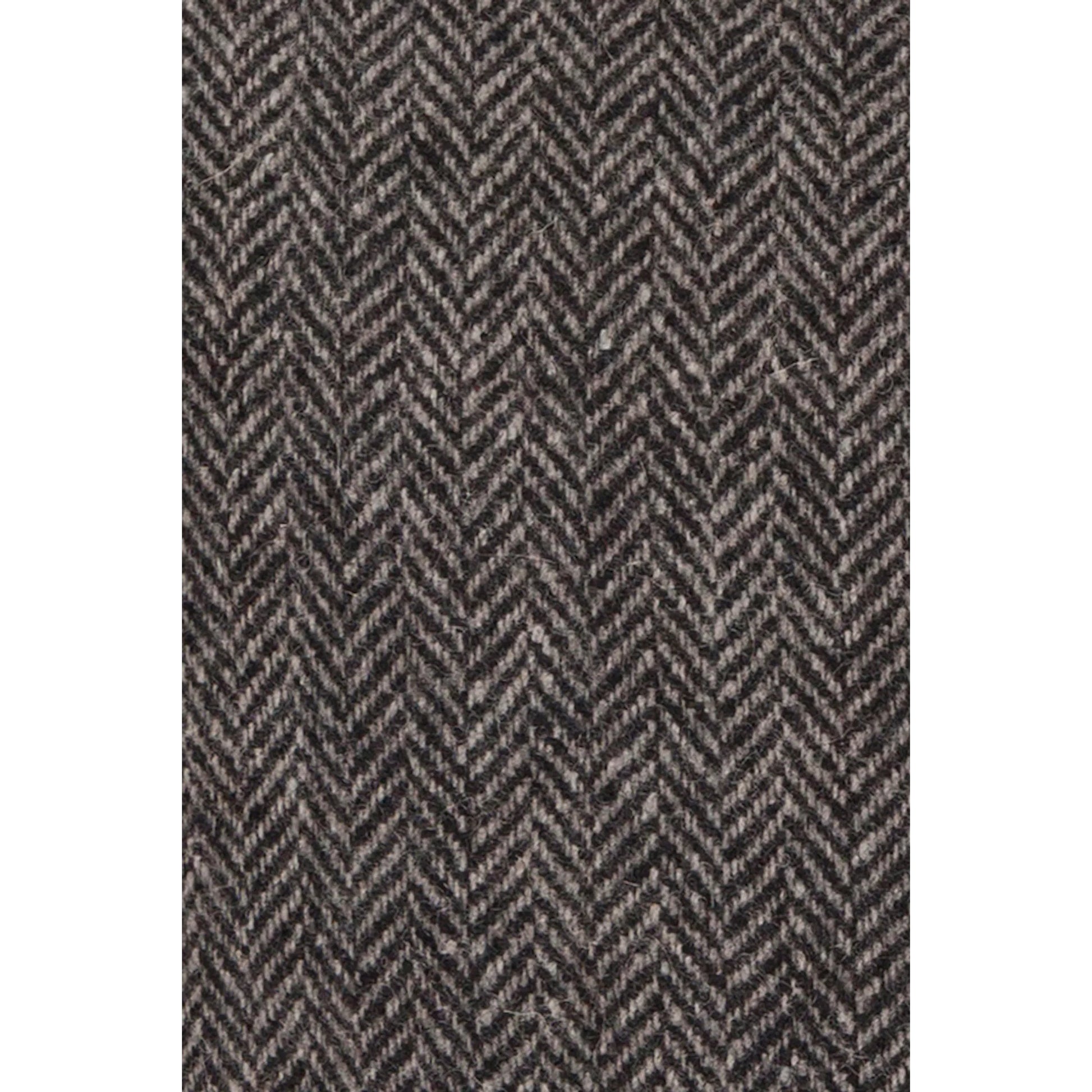 Pillow CUS-28007 by Chandra. Made from 100% wool in a transitional style.