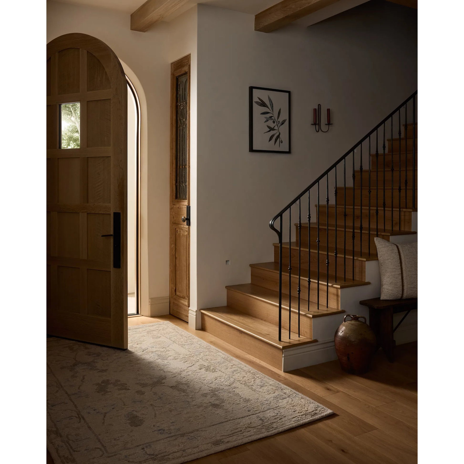 Cynthia CYN-02 Rug by Loloi in ivory, sky. Made from 80% wool, 20% cotton in a unique style.