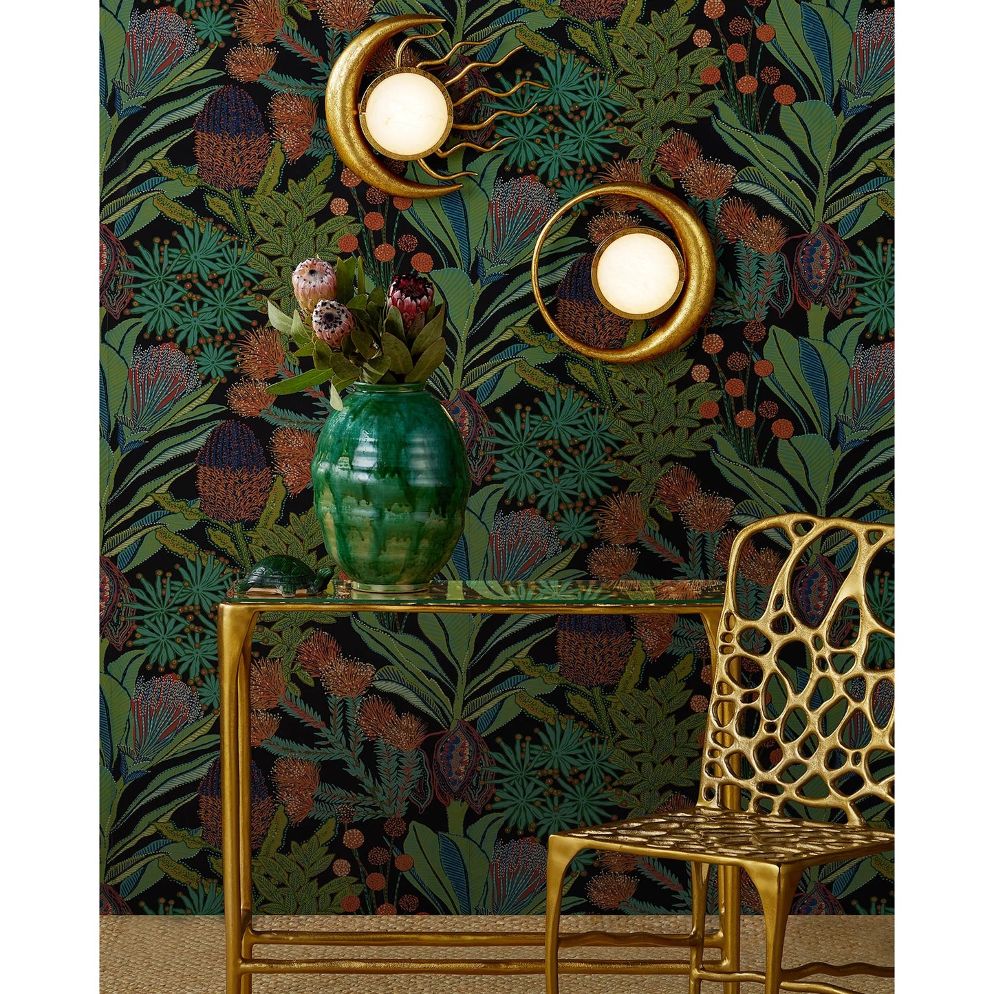 004 SI-2387087 | Lifestyle | Marrakesh Vase by Currey and Company in imperial green. Made from porcelain in a eclectic & global style.
