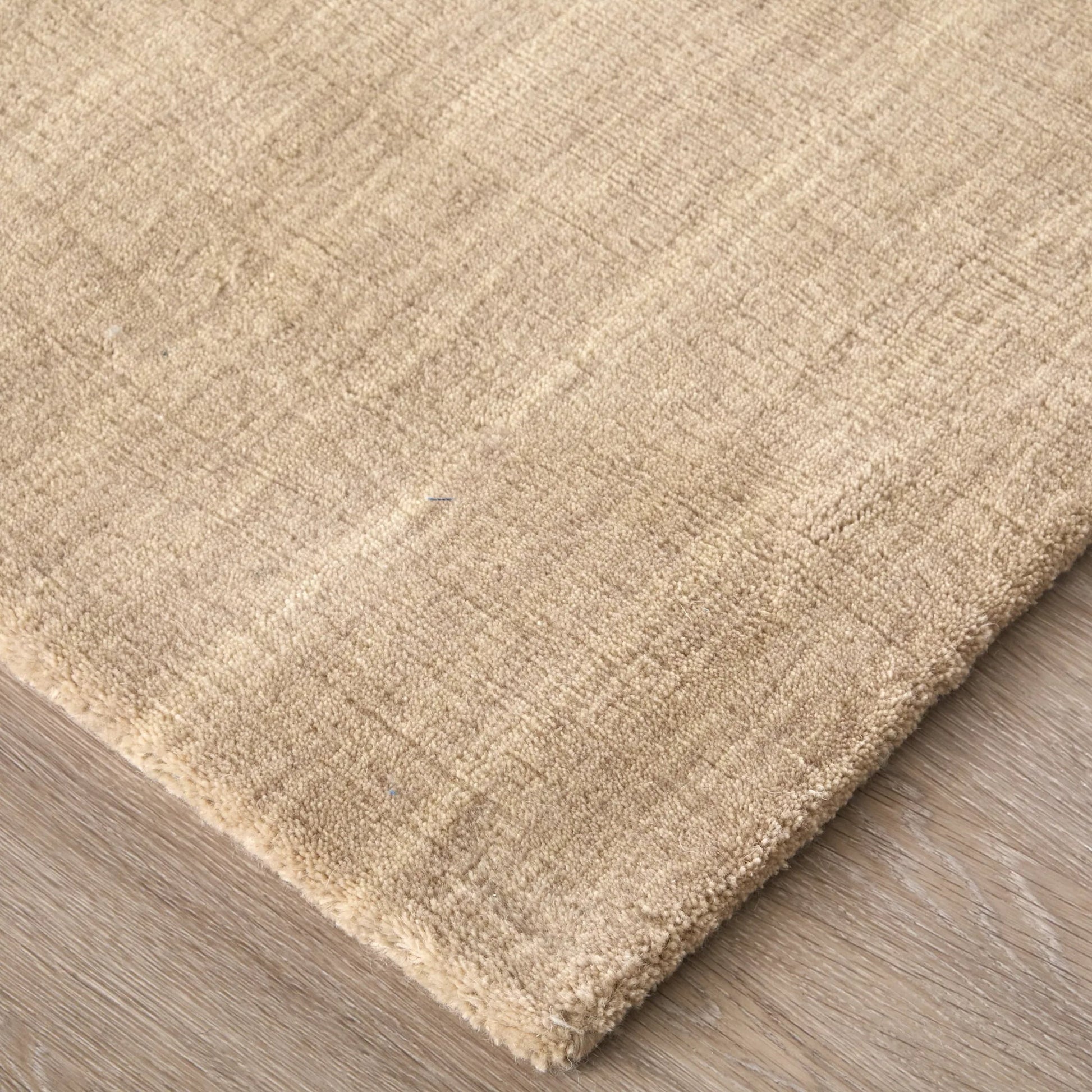 Luna Solid Rug - 8049F by Feizy. Made from wool in a unique style.