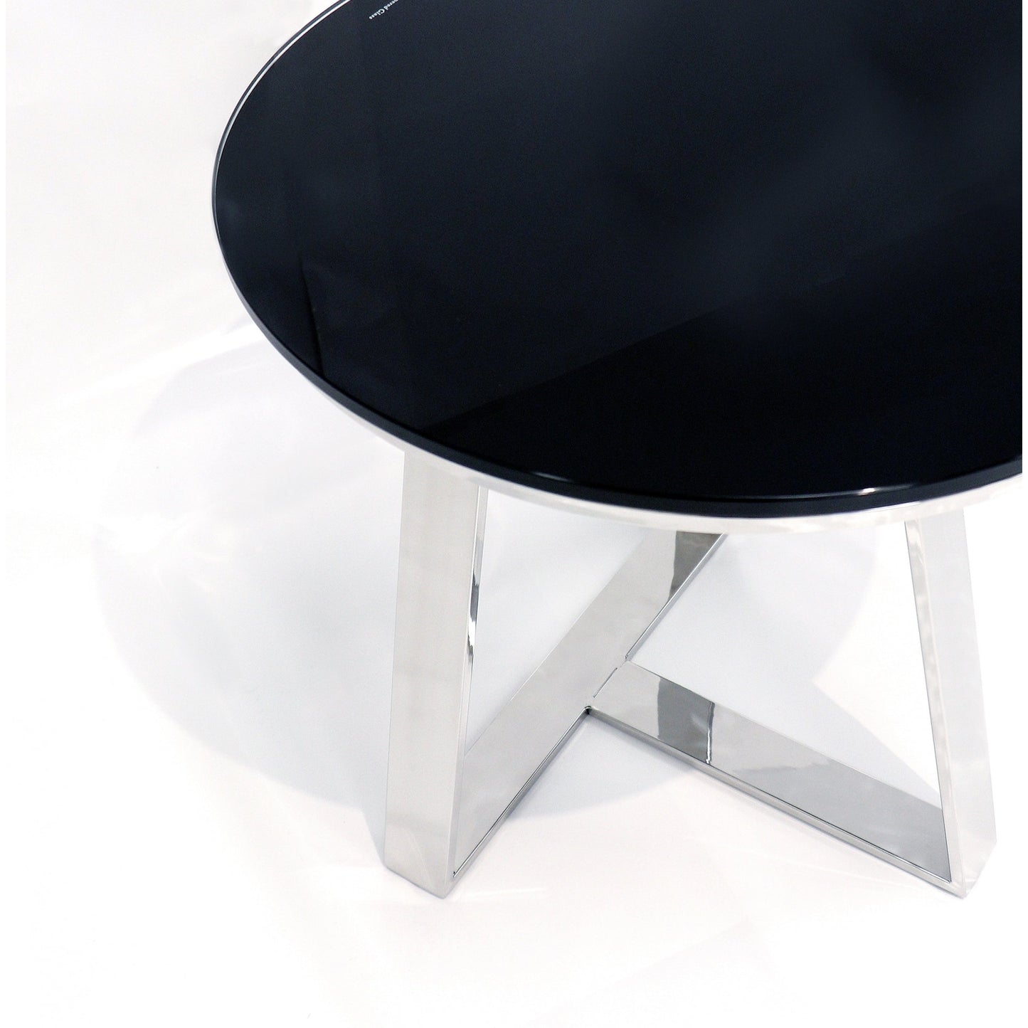 004 SR-766511 | Closeup | Luxe End Table by Pasargad Home in chrome and black. Made from glass, steel in a modern style.