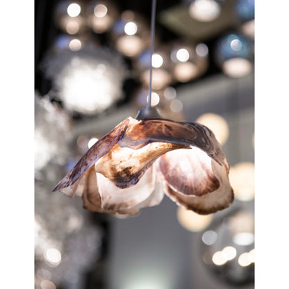 Catrice Pendant by Currey and Company in painted silver, contemporary silver leaf, natural shell. Made from capiz shell, wrought iron in a coastal style.