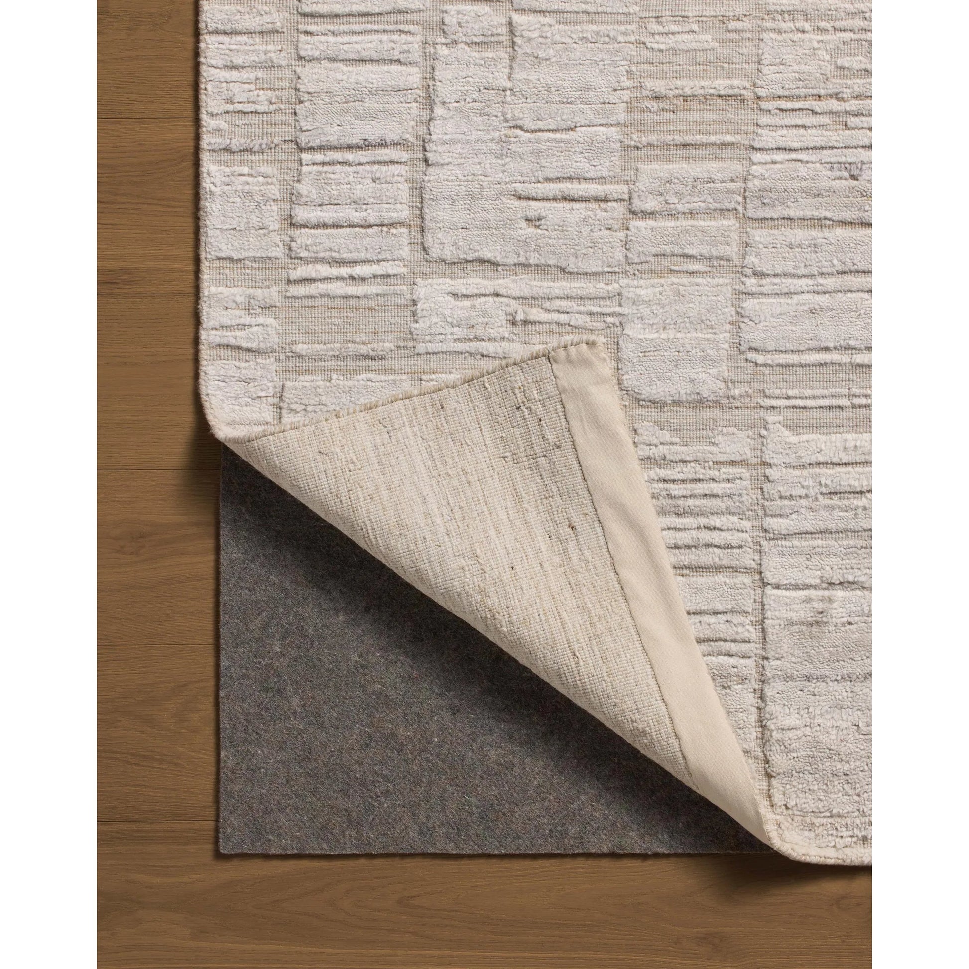 Daniel DAN-01 Rug by Jean Stoffer x Loloi. Made from viscose, wool in a unique style.