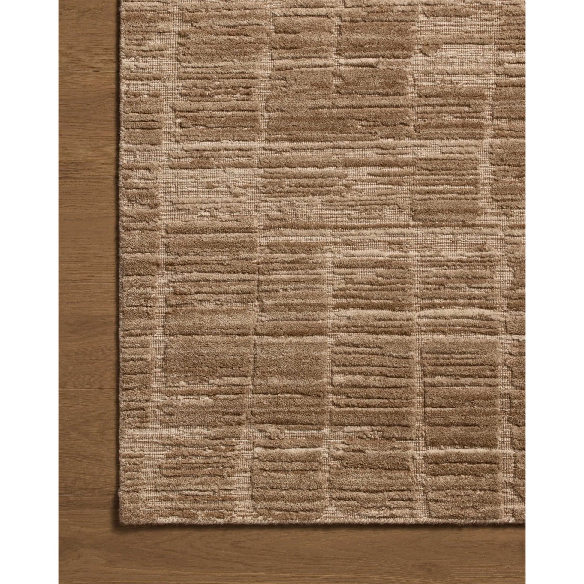 Daniel DAN-01 Rug by Jean Stoffer x Loloi. Made from viscose, wool in a unique style.