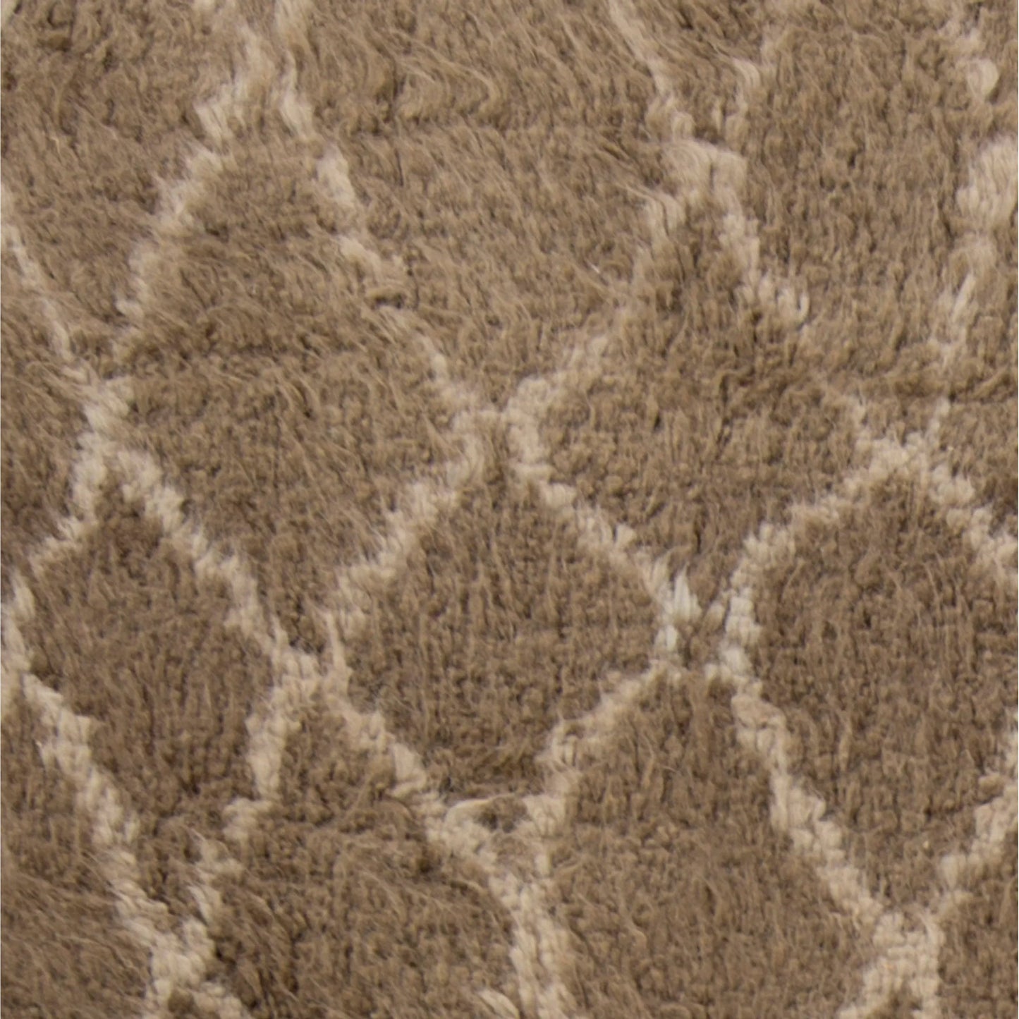 007 51662-21238,51662-21239,51662-21240 | Closeup | Denali DEN-5001 Rug by Surya in taupe, ivory. Made from 100% wool in a unique style.