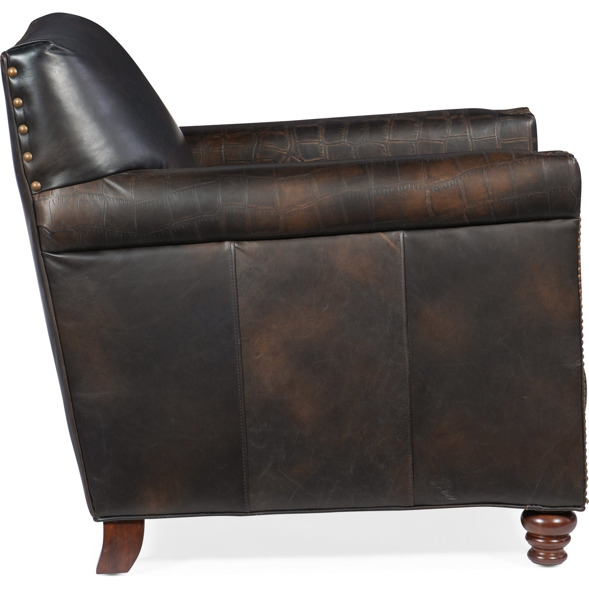 Potter Club Chair by Hooker Furniture. Made from leather in a traditional style.