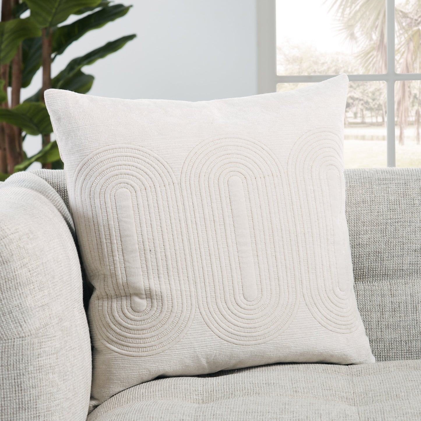 003 SI-1785493,SI-1785501 | Closeup | Deco by Nikki Chu DOC01 Pillow by Jaipur Living in ivory, gold. Made from 100% cotton in a modern style.