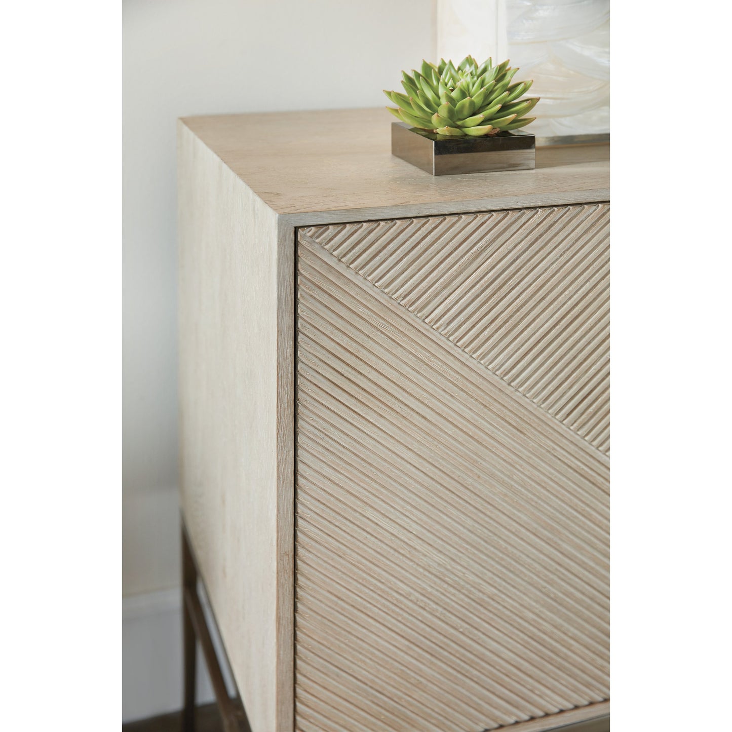 004 SI-1748532 | Closeup | Cascade Cabinet by Hooker Furniture in terrain. Made from oak veneers, metal in a modern style.