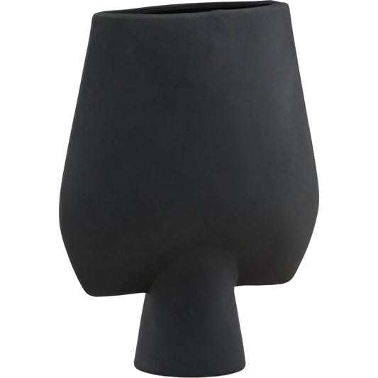Fianna Vase by Arch & Plane in black. Made from terracotta in a unique style.