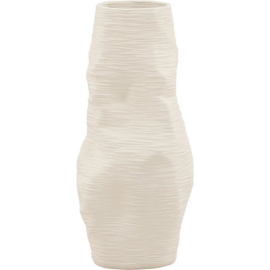 Corvin Vase by Arch & Plane in ivory. Made from 3d printed porcelain in a unique style.
