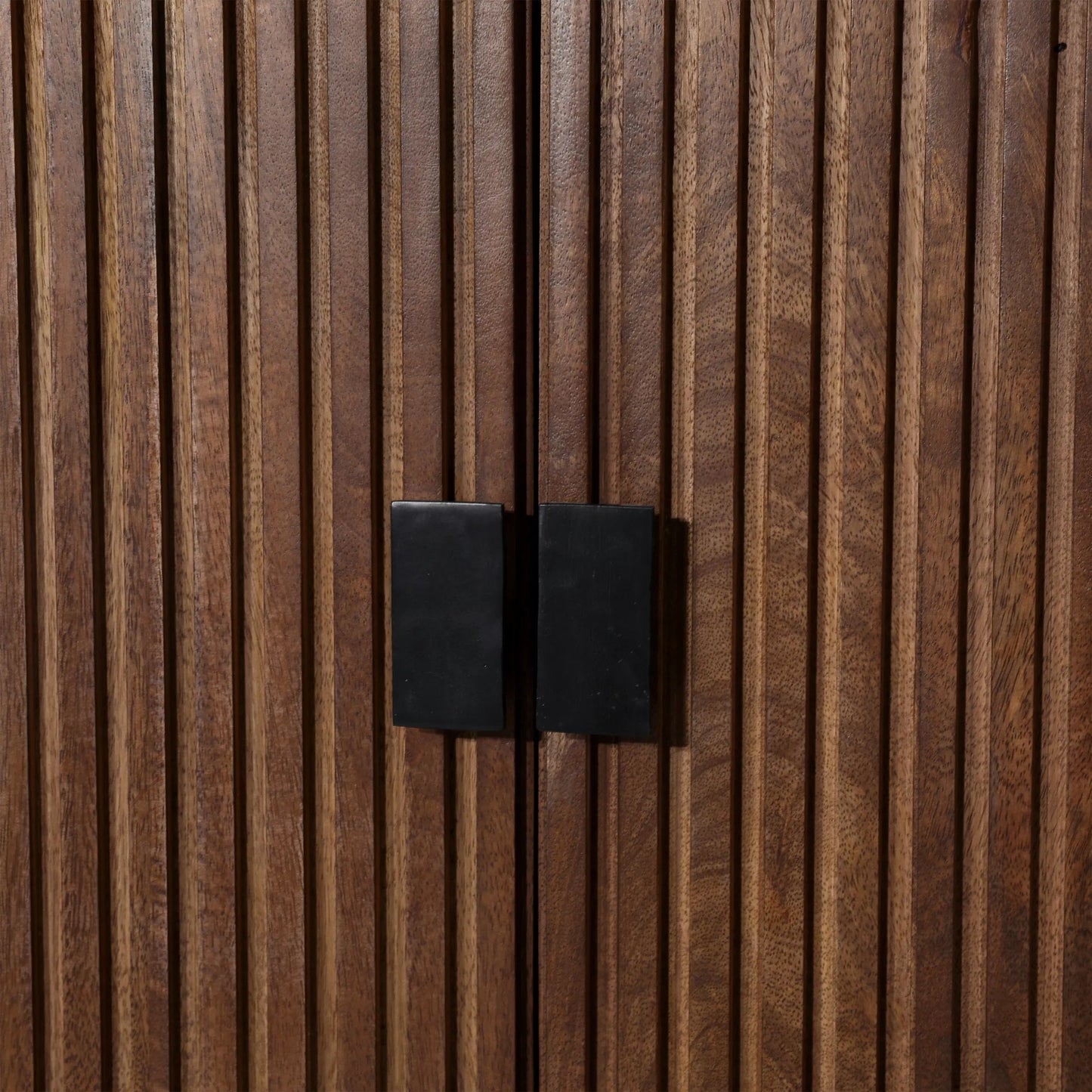 008 SI-2249425 | Closeup | Lawson Sideboard by Arch & Plane in medium brown, black handles. Made from mango wood, metal in a traditional style.