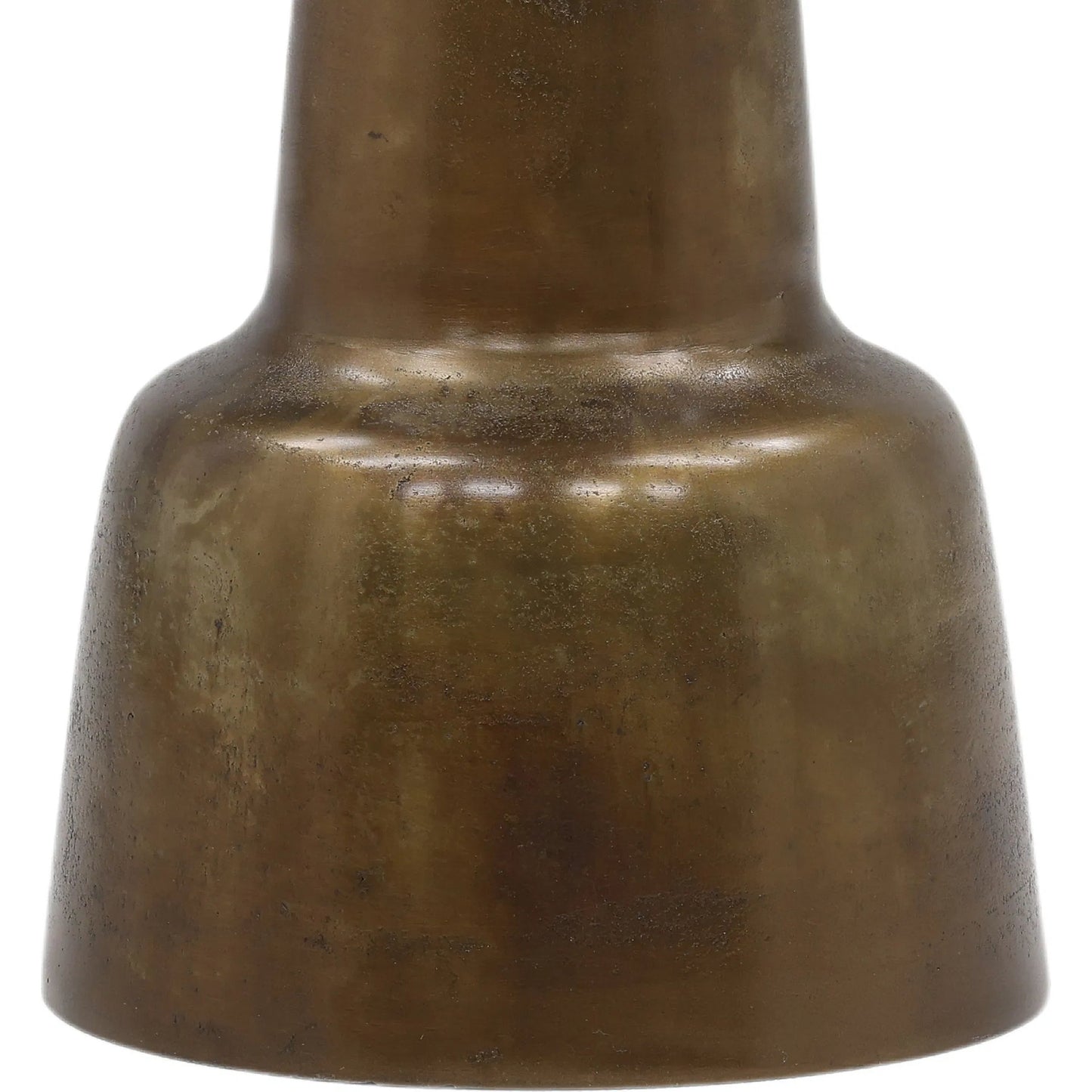 002 SI-2351101 | Closeup | Golbez Side Table by Arch & Plane in antique brass. Made from aluminum in a modern style.