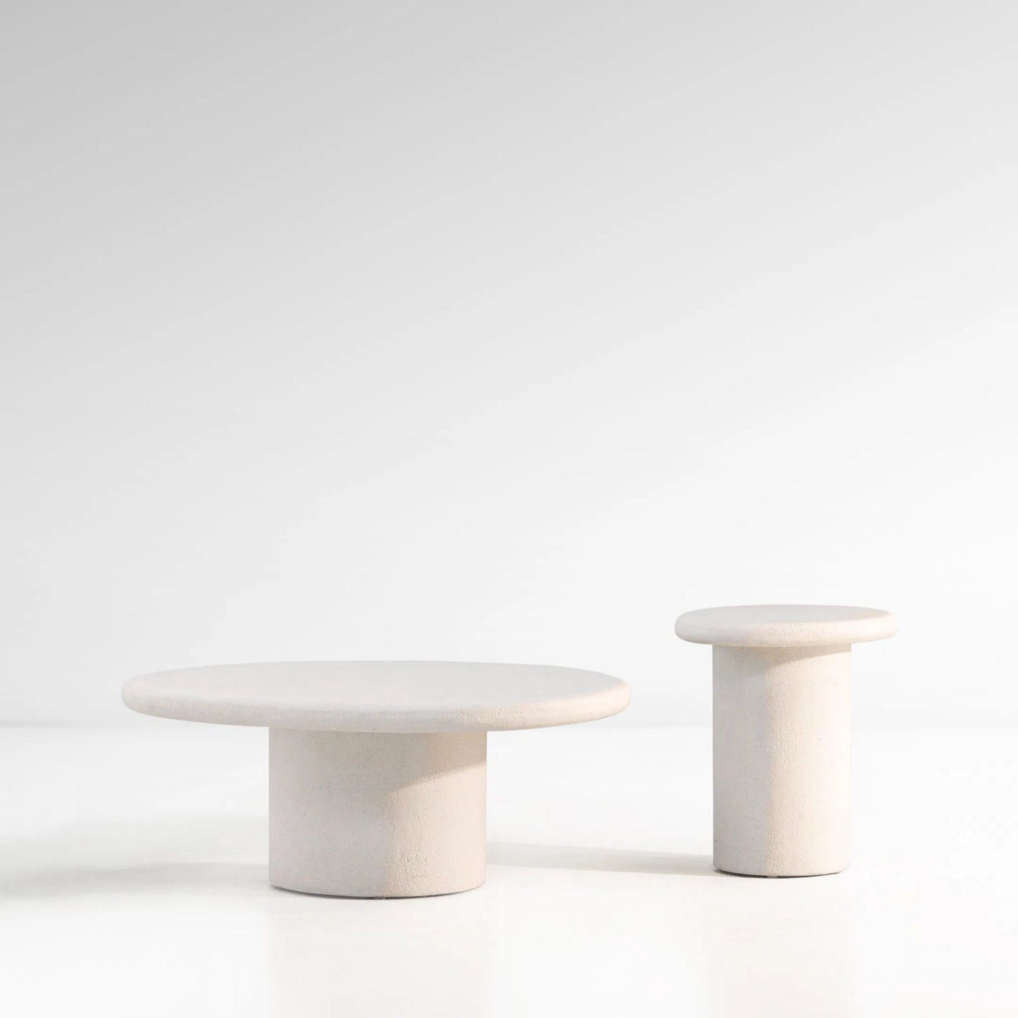 006 SI-2351153 | Lifestyle | Kristy Coffee Table by Arch & Plane in white. Made from lightweight concrete terrazzo in a transitional style.