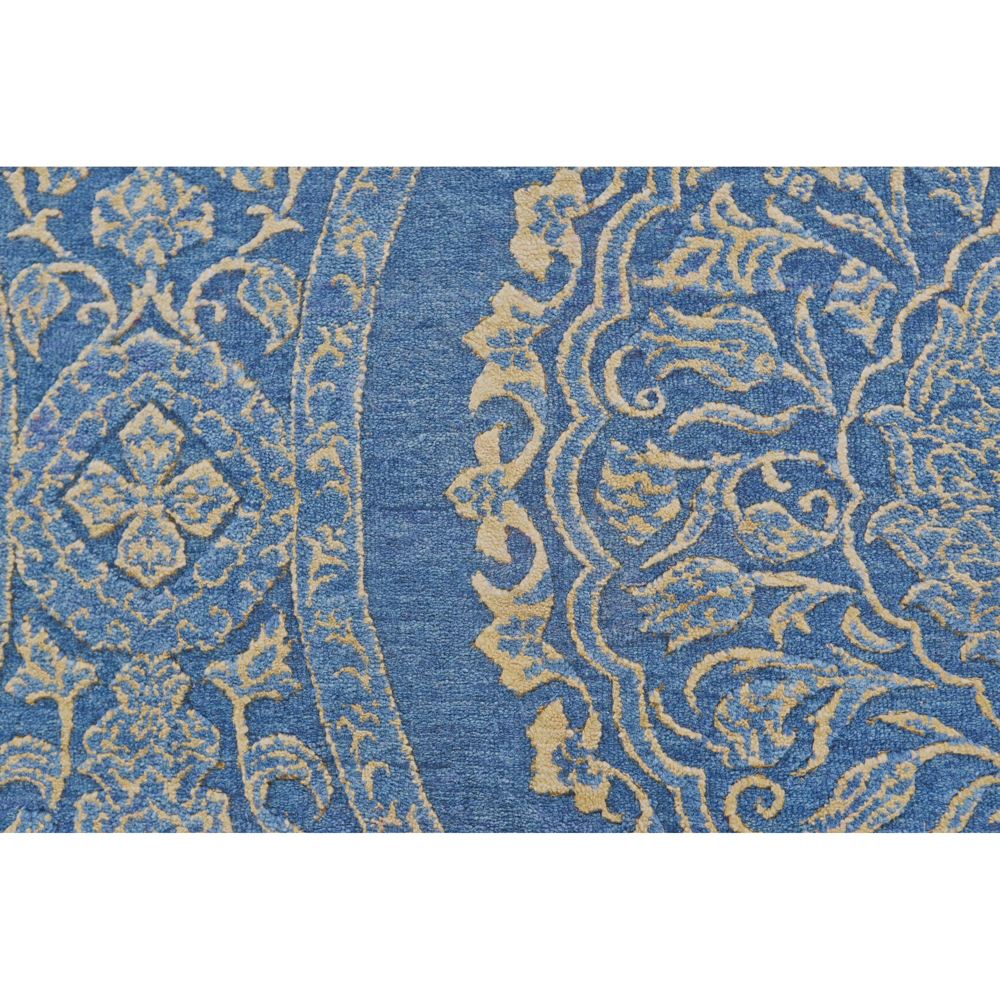 Alford Eyelash Wool Rug - 7075F by Feizy. Made from wool, viscose in a unique style.