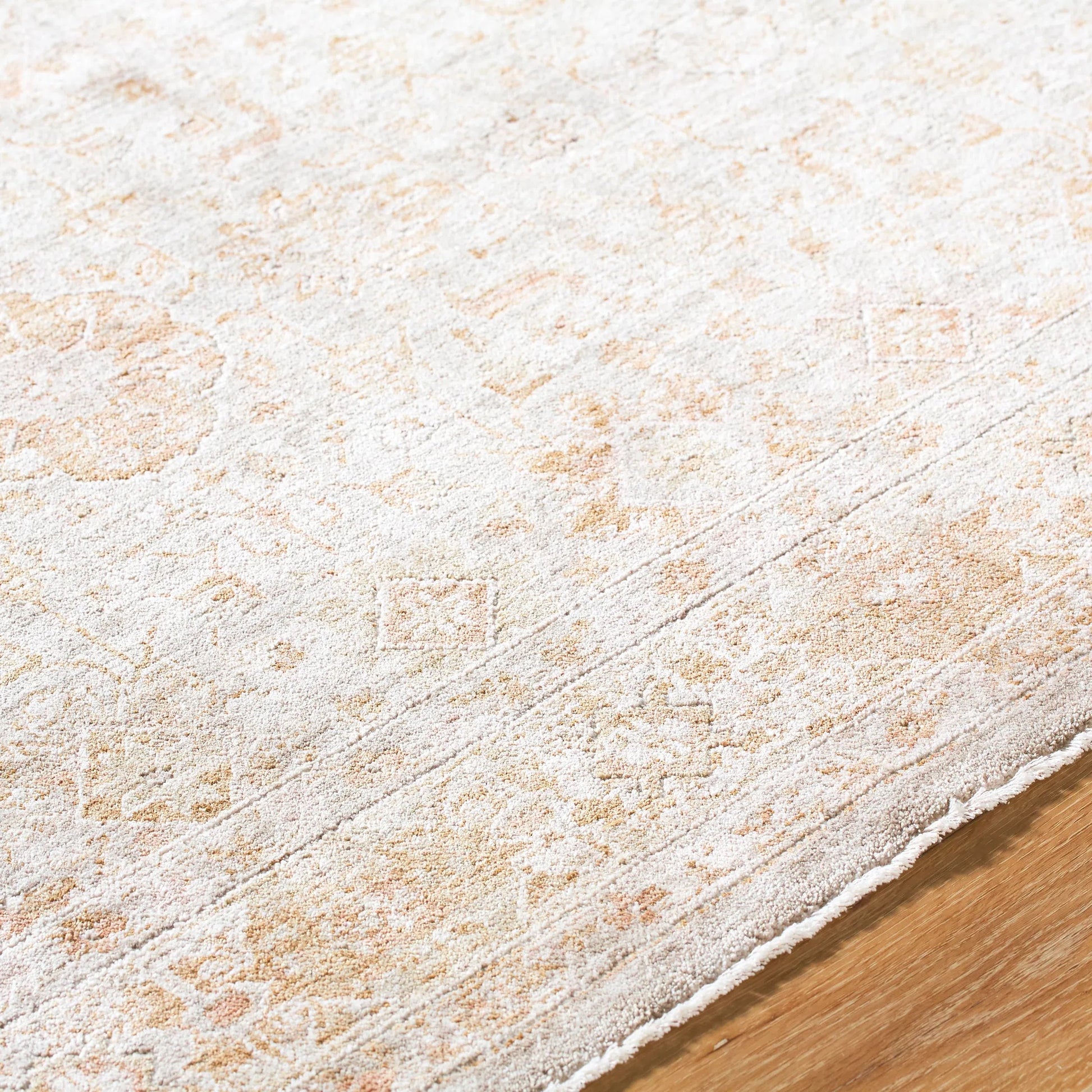 Da Vinci 624895 Rug by Livabliss. Made from polyester in a unique style.