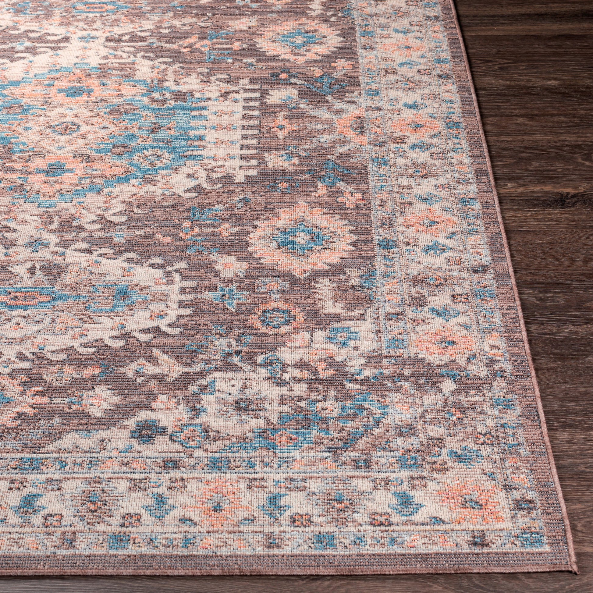 Daytona Beach Indoor/Outdoor Rug by Livabliss. Made from 92% polyester, 8% polypropylene in a traditional style.