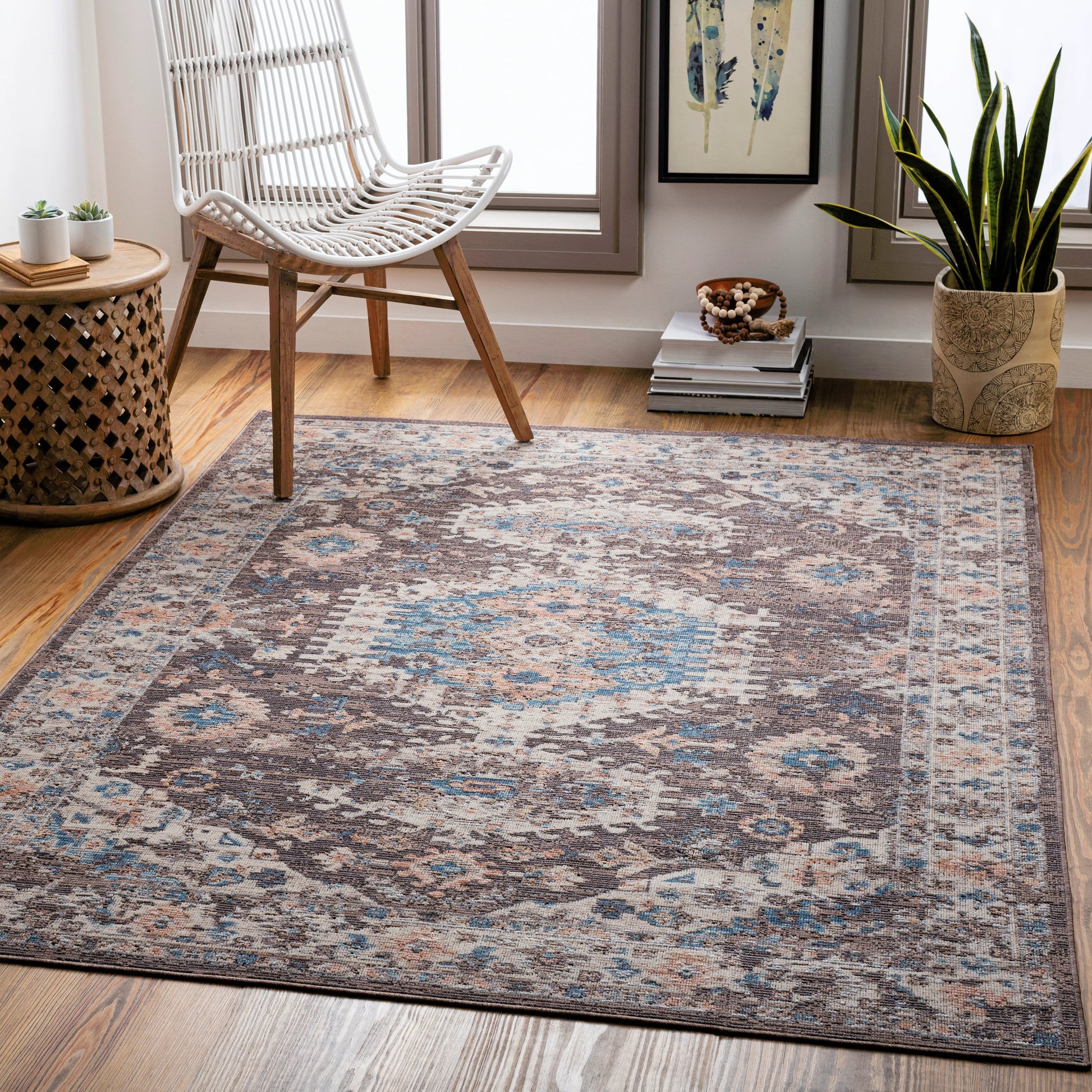 Daytona Beach Indoor/Outdoor Rug by Livabliss. Made from 92% polyester, 8% polypropylene in a traditional style.