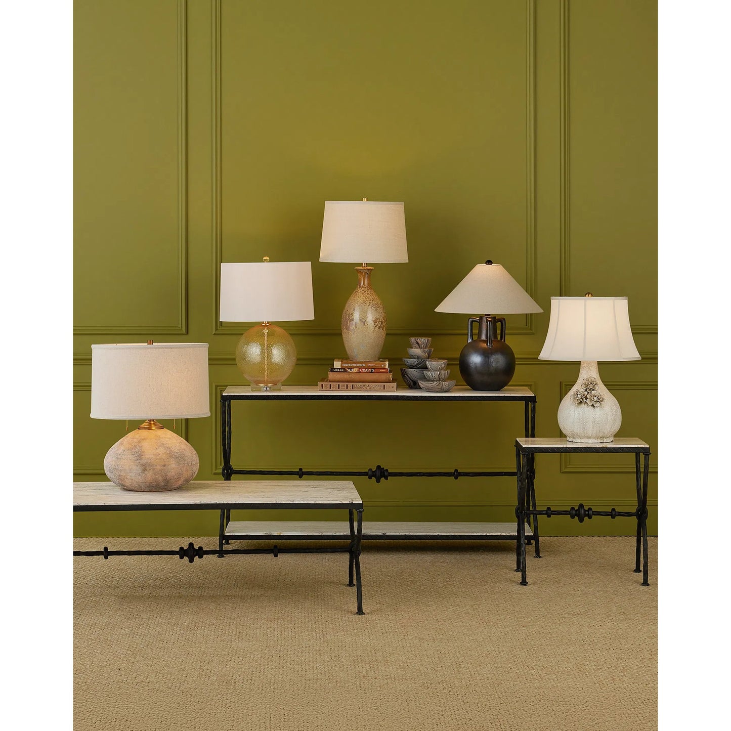 009 SI-2387157 | Lifestyle | Stellata Table Lamp by Currey and Company in ochre. Made from ceramic in a modern style.