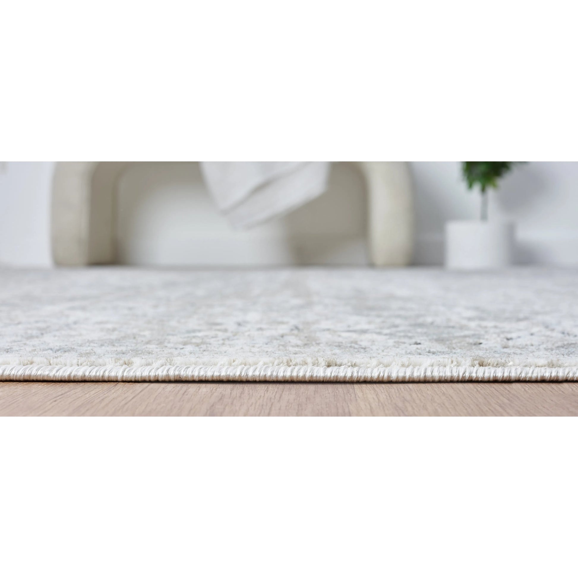 Ember Rug - EB2004 by Kalaty in grey. Made from polyester in a unique style.