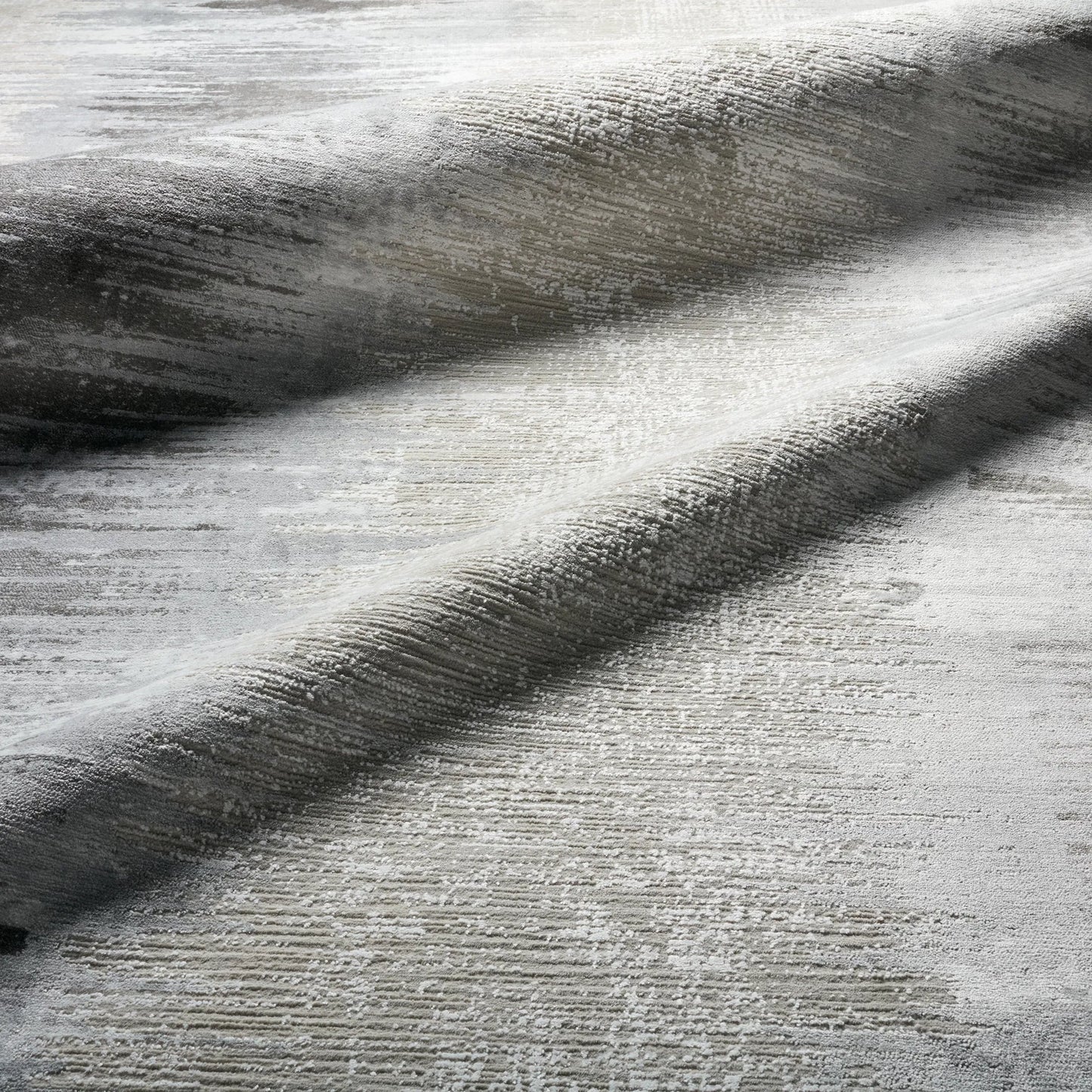 003 SI-2354327,SI-2354328,SI-2354329,SI-2354330,SI-2386063 | Closeup | En Blanc EBC13 Rug by Jaipur Living in light gray, taupe, white. Made from 70% viscose, 30% polyester in a unique style.