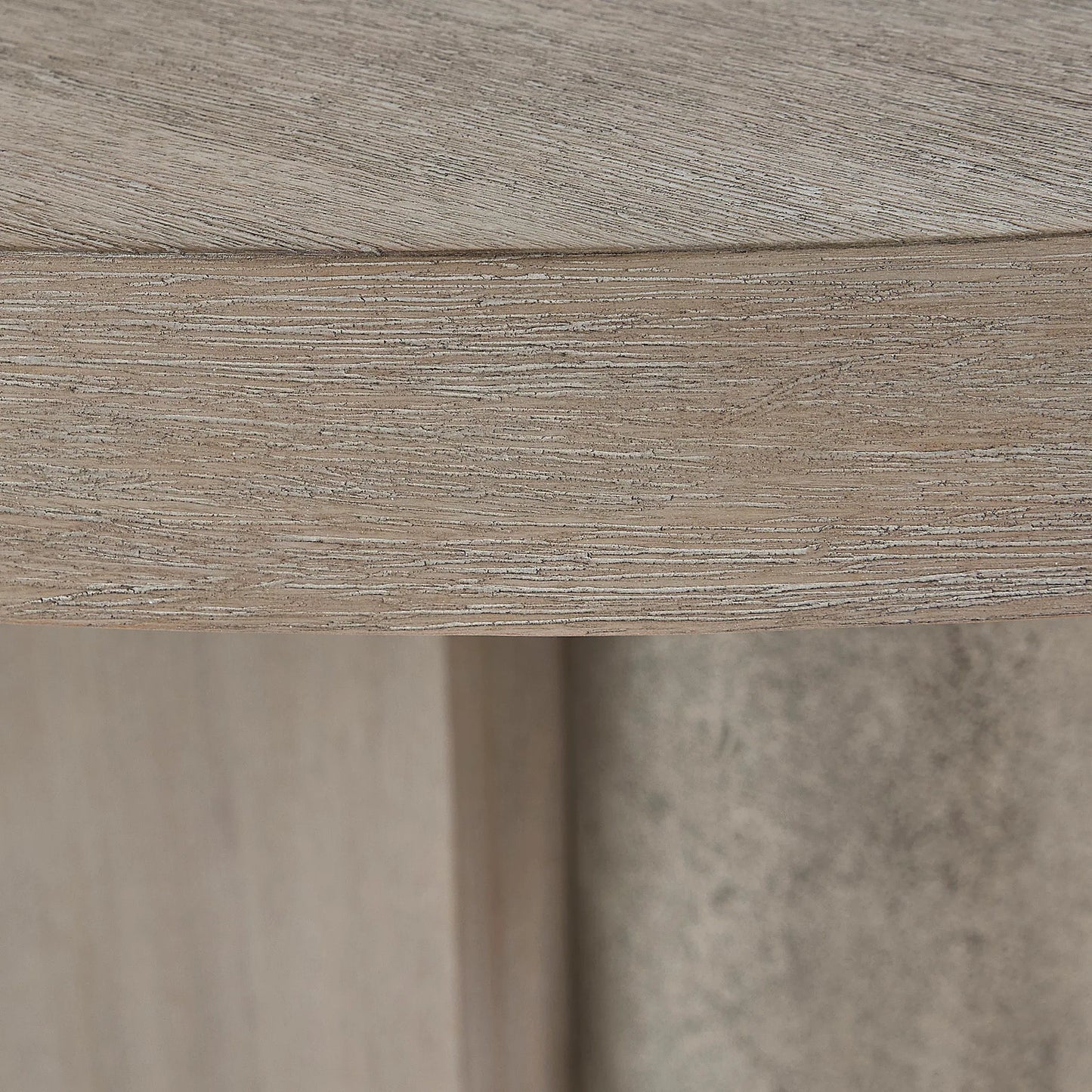 007 SI-2513406 | Closeup | Nexus Dining Table by Bernhardt in forry, graphite. Made from wood, metal in a transitional style.