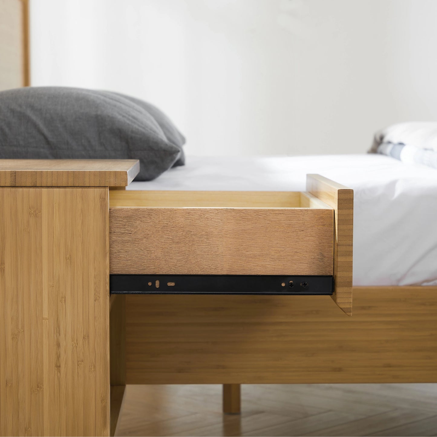 005 SR-851329 | Closeup | Ria Nightstand by Greenington in caramelized. Made from moso bamboo in a modern style.