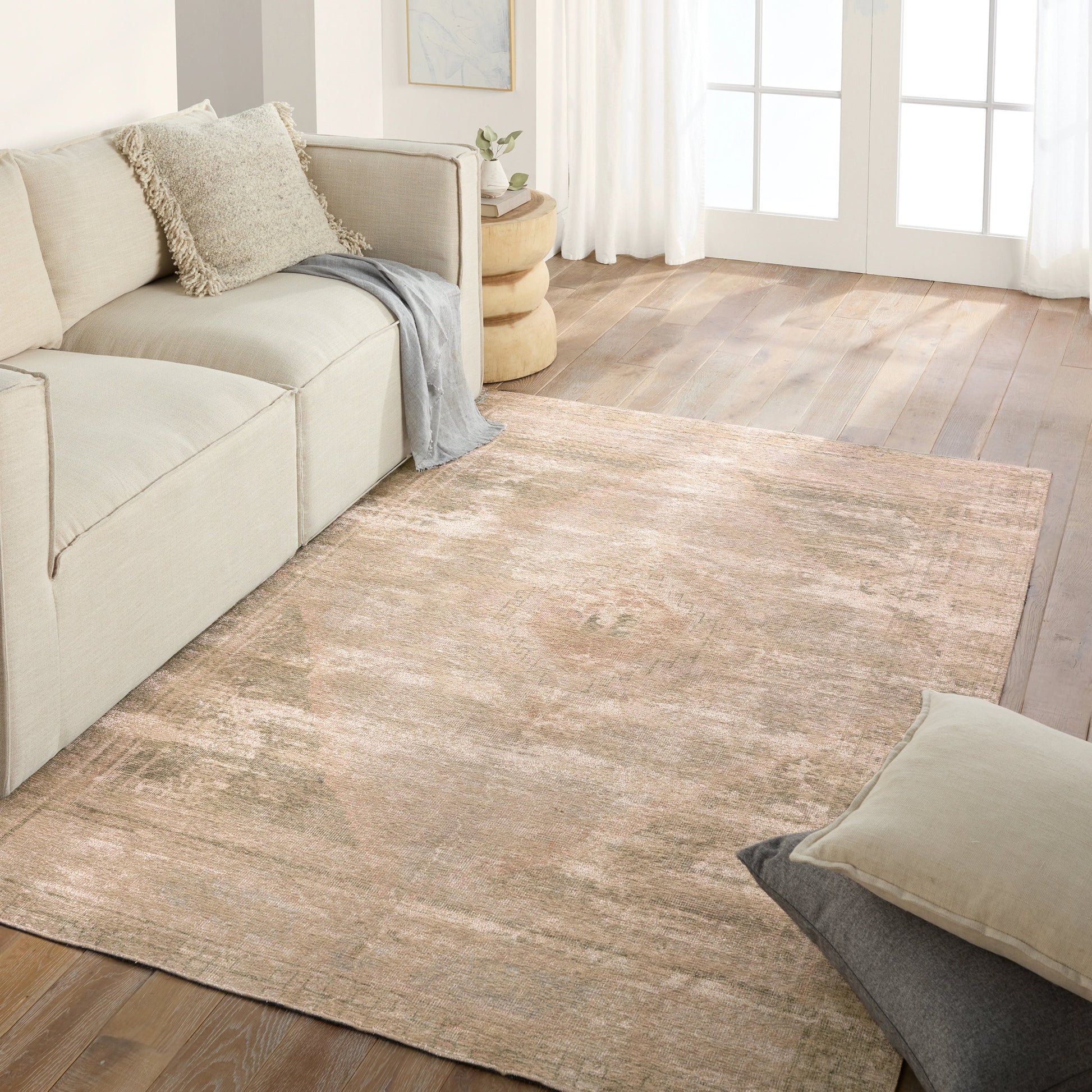 Edage Cadent EDA03 Rug by Vibe by Jaipur Living in tan, green. Made from 70% jute, 30% polyester in a unique style.