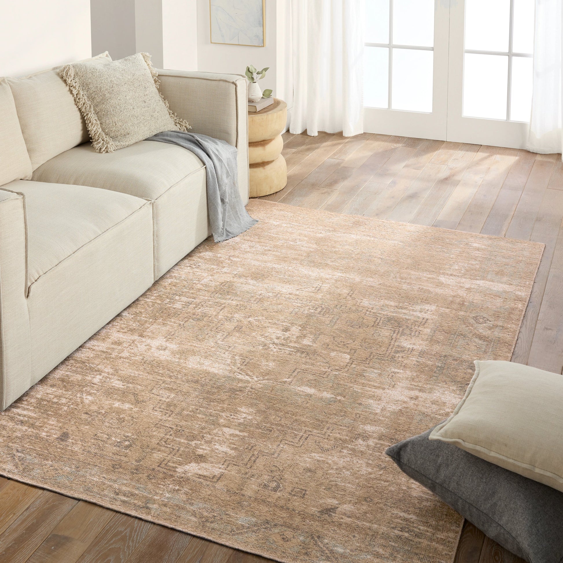Edage Leshni EDA05 Rug by Vibe by Jaipur Living in tan, sage. Made from 70% jute, 30% polyester in a unique style.
