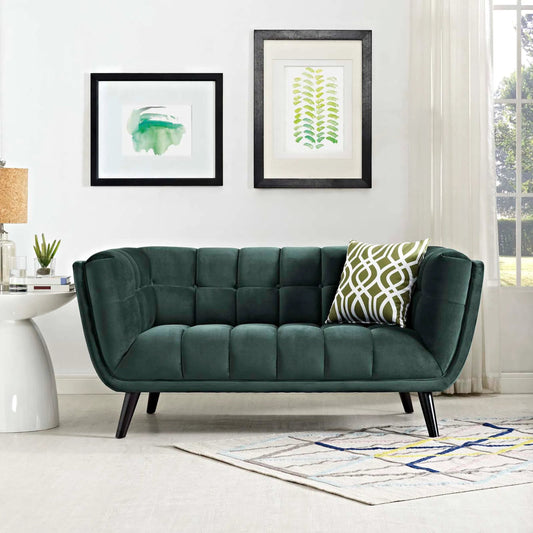 Barnes Loveseat by Evans & Londeen in green. Made from black rubber wood legs, yuhua fabric, foam: 28kgs in a modern style.